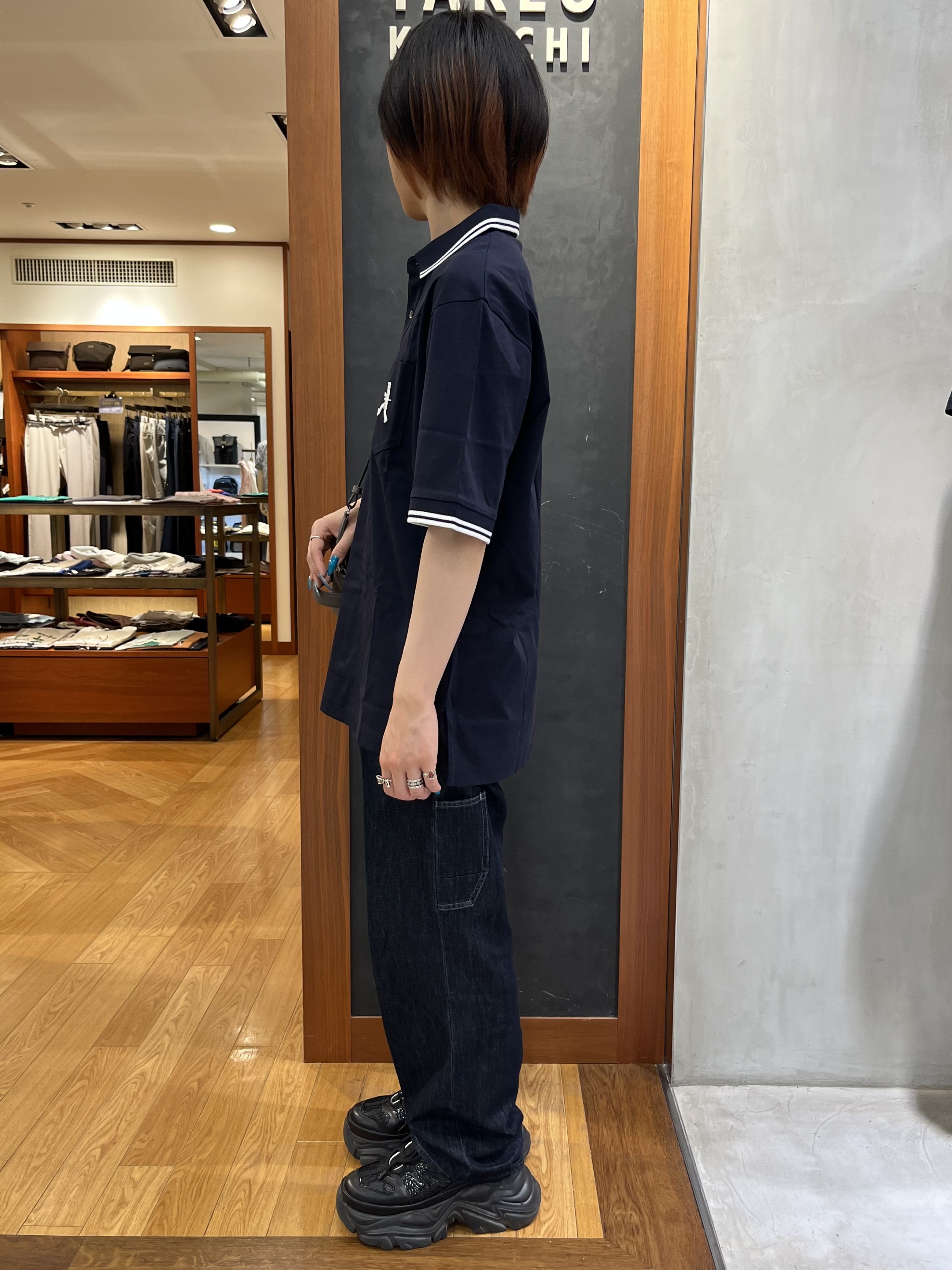 ちゃんみなさんの「TAKEO KIKUCHI｜【BOWLER HAT LABEL】アイスクリアコットン ボーラーハットウォーカー ポロシャツ」を使ったコーディネート
