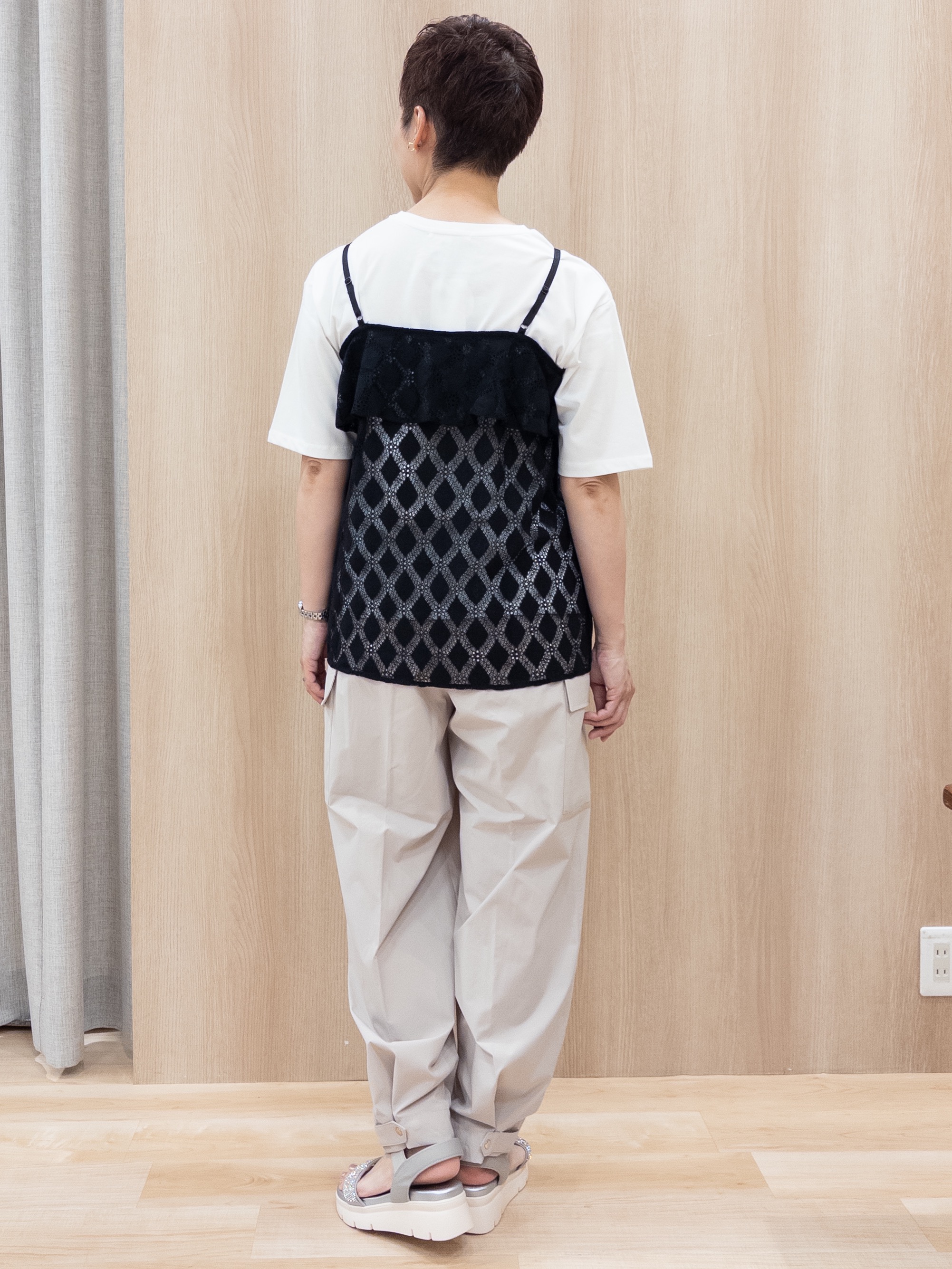 シュウコさんの「grove｜【UVカット/接触冷感】プリントアソート5分袖Tシャツ」を使ったコーディネート