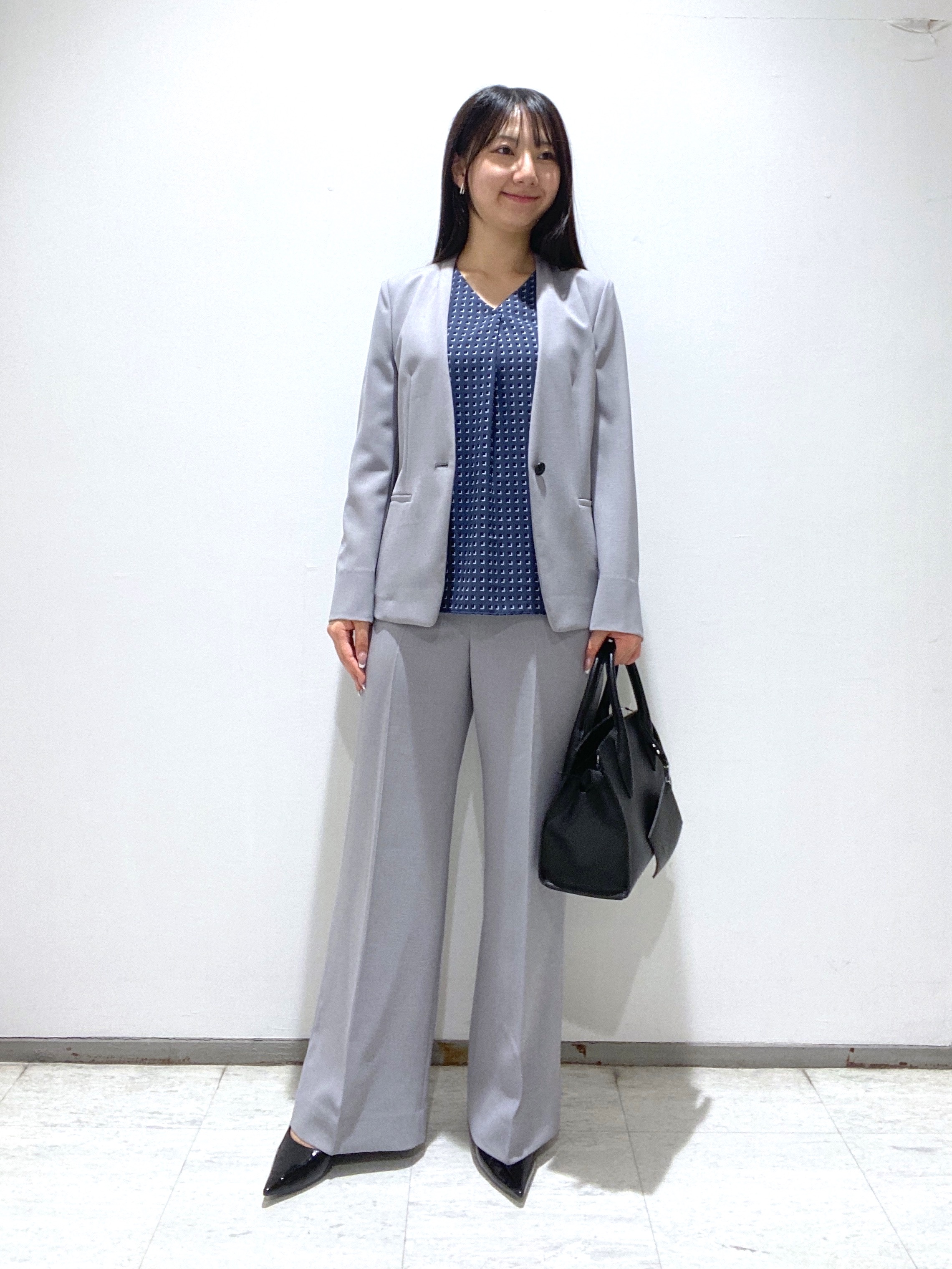 meiさんの「INDIVI｜【定番スーツ／UVケア／洗える】ウール調ノーカラージャケット」を使ったコーディネート