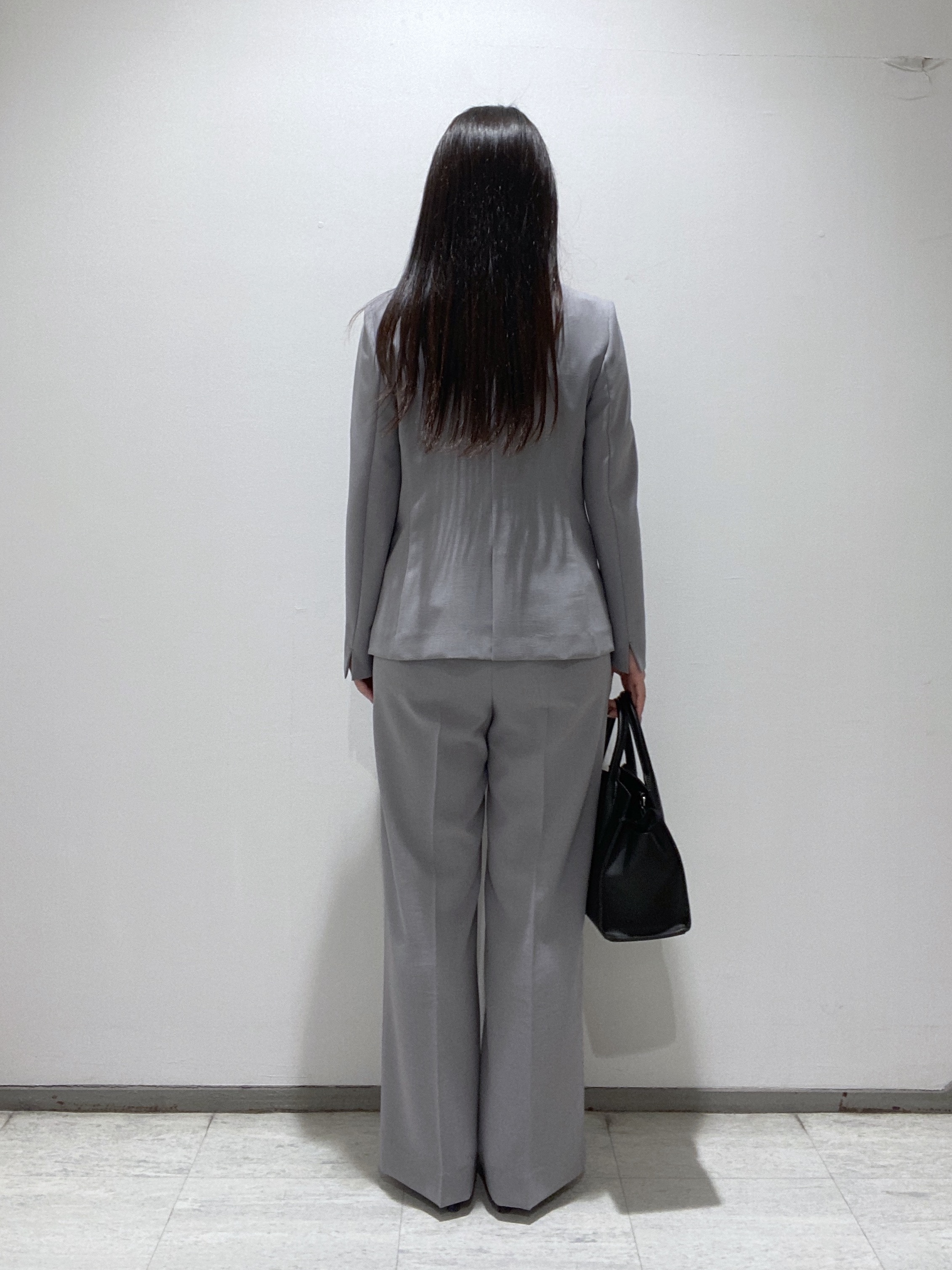 meiさんの「INDIVI｜【定番スーツ／UVケア／洗える】ウール調ノーカラージャケット」を使ったコーディネート