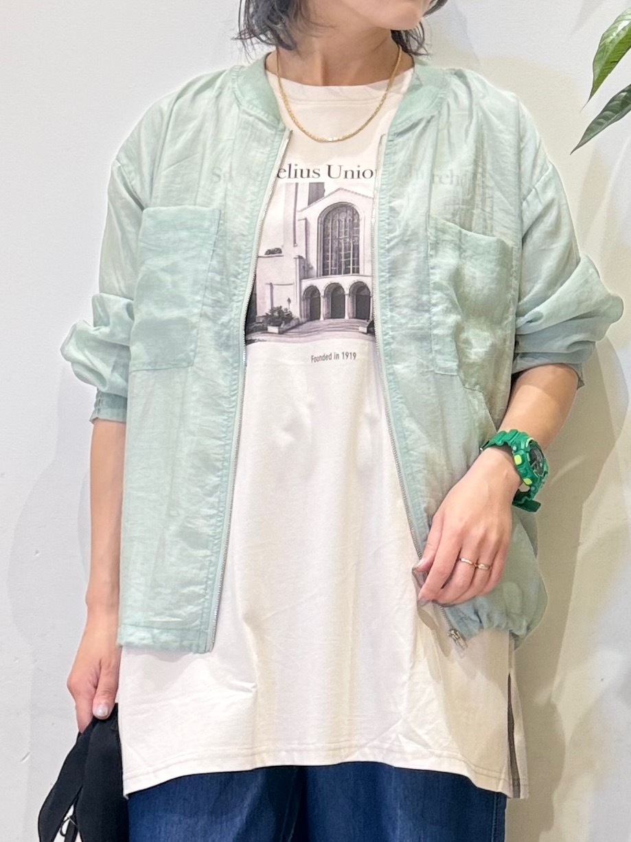 misakiさんの「SHOO･LA･RUE｜【S-LL/洗濯機可】夏に使える 程よい透け感のシアーブルゾン」を使ったコーディネート