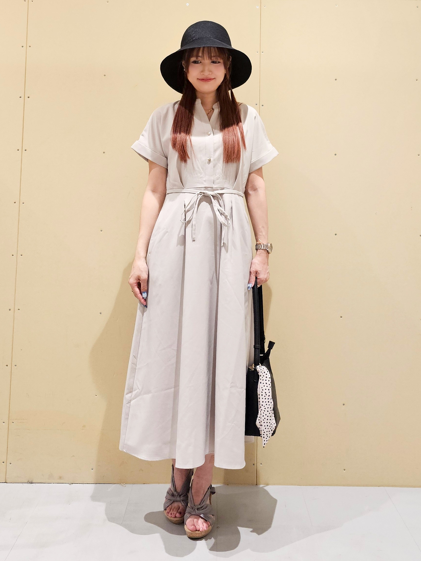 ゆゆさんの「SHOO･LA･RUE｜【洗濯機可／洗濯後しわになりにくい】ウエストタックフレンチワンピース」を使ったコーディネート