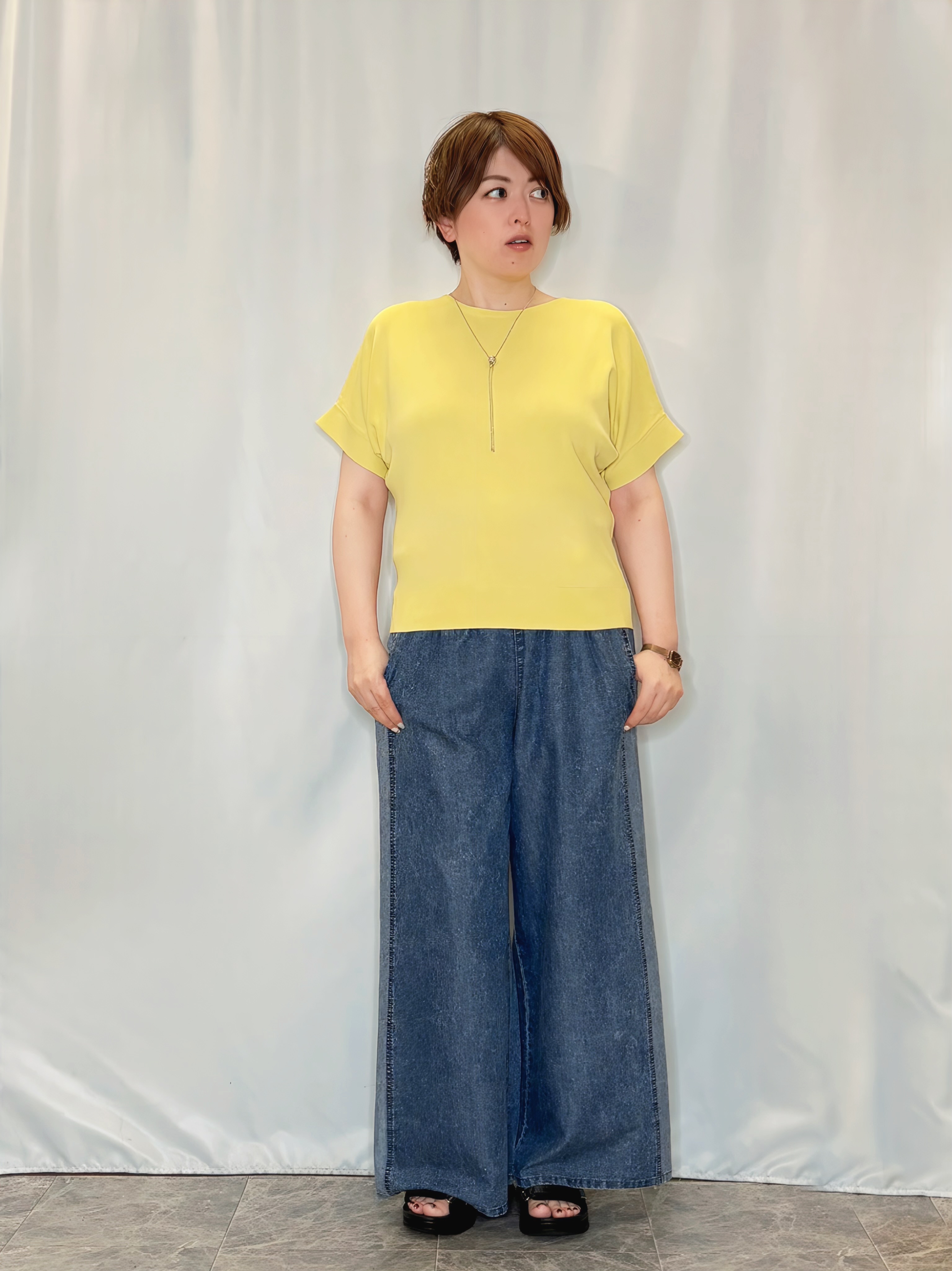 たみさんの「SHOO･LA･RUE｜【毎日洗える/UV】二の腕隠れる さらっとドルマン半袖ニット」を使ったコーディネート