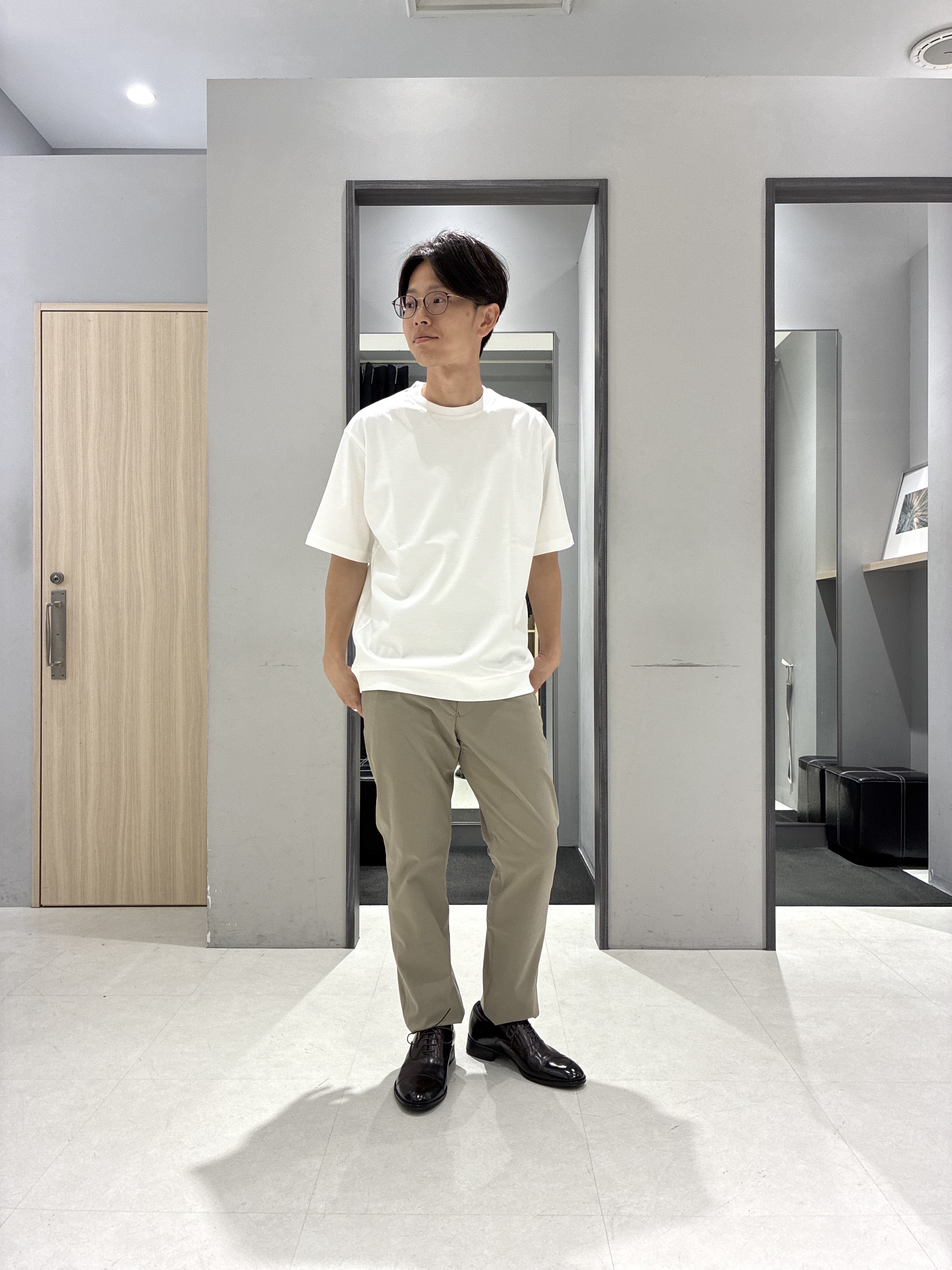 わいずみさんの「TAKEO KIKUCHI｜【抗菌防臭】COOL DOTS（R）ドビープリント ジャケット」を使ったコーディネート