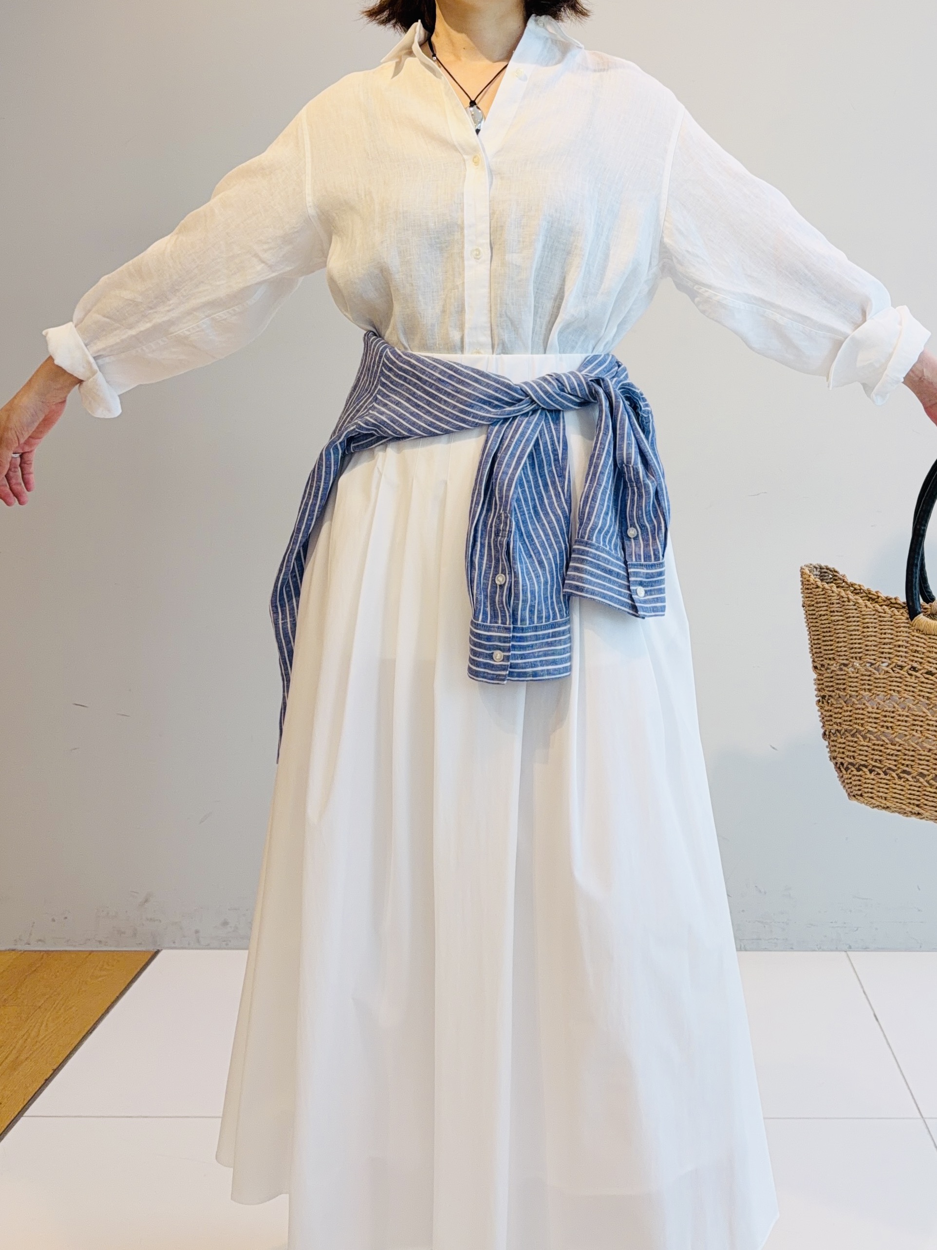 murayamaさんの「INDIVI｜【接触冷感／2WAY】カシュクールリネンシャツ」を使ったコーディネート