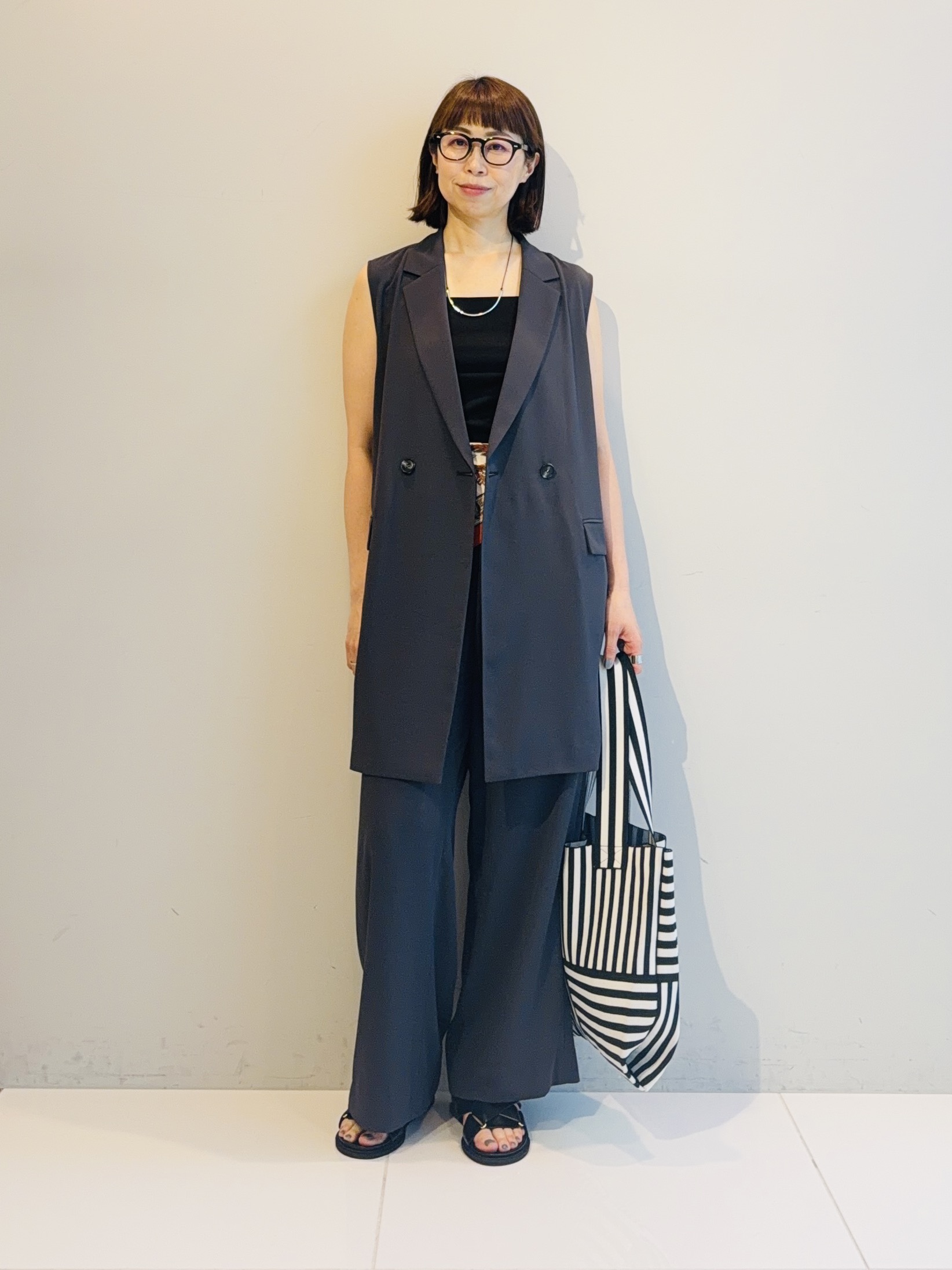 murayamaさんの「INDIVI｜【接触冷感／透湿／着る日傘】颯爽ジレジャケット」を使ったコーディネート