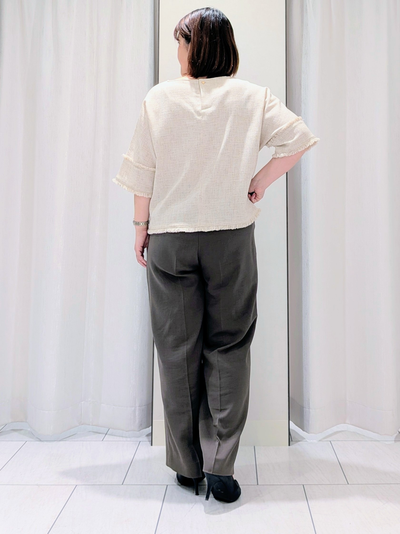 Onumaさんの「UNTITLED｜◆ドライミックスツィードブラウス」を使ったコーディネート