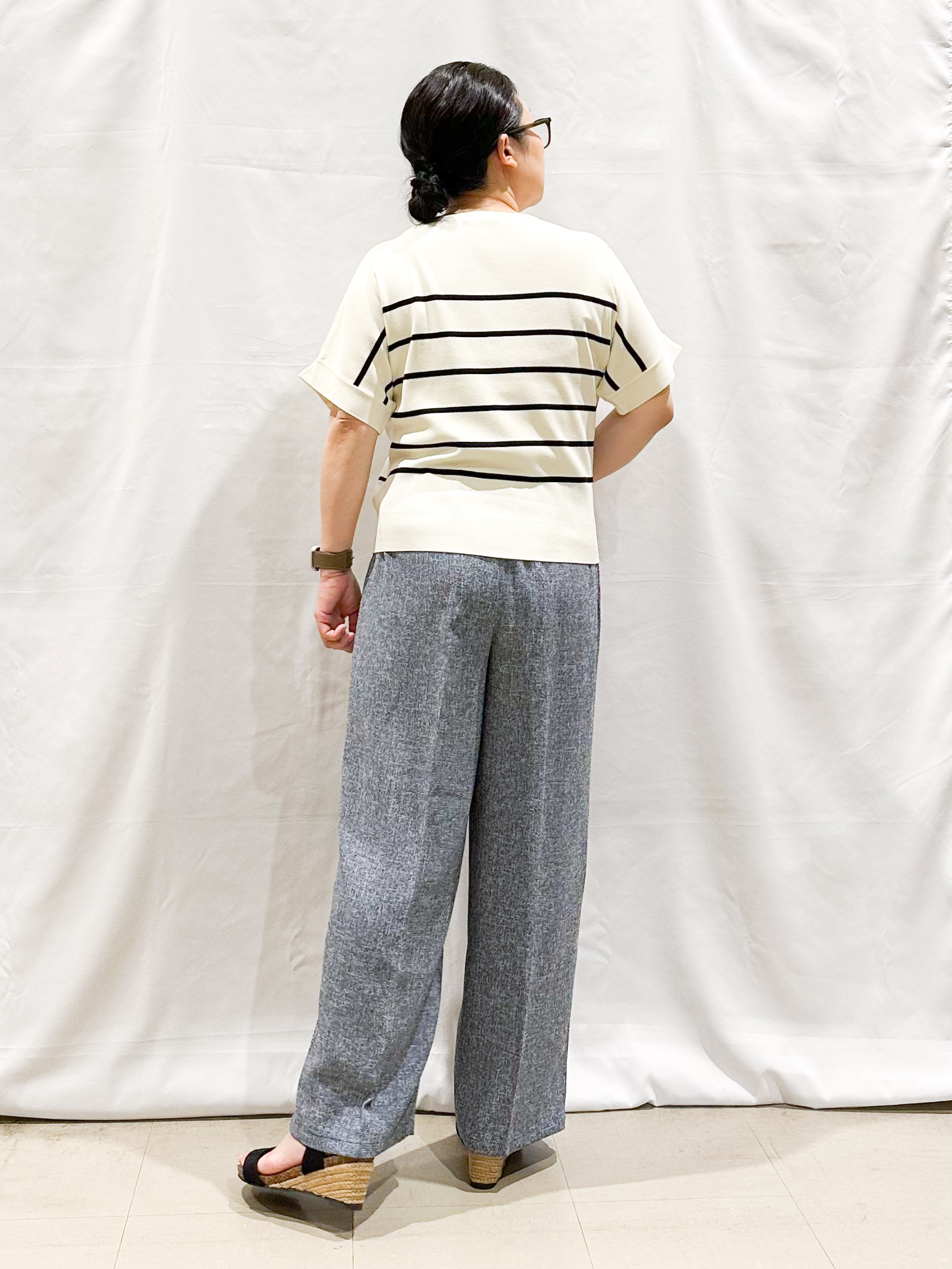 umeさんの「SHOO･LA･RUE｜【毎日洗える/UV】二の腕隠れる さらっとドルマン半袖ニット」を使ったコーディネート