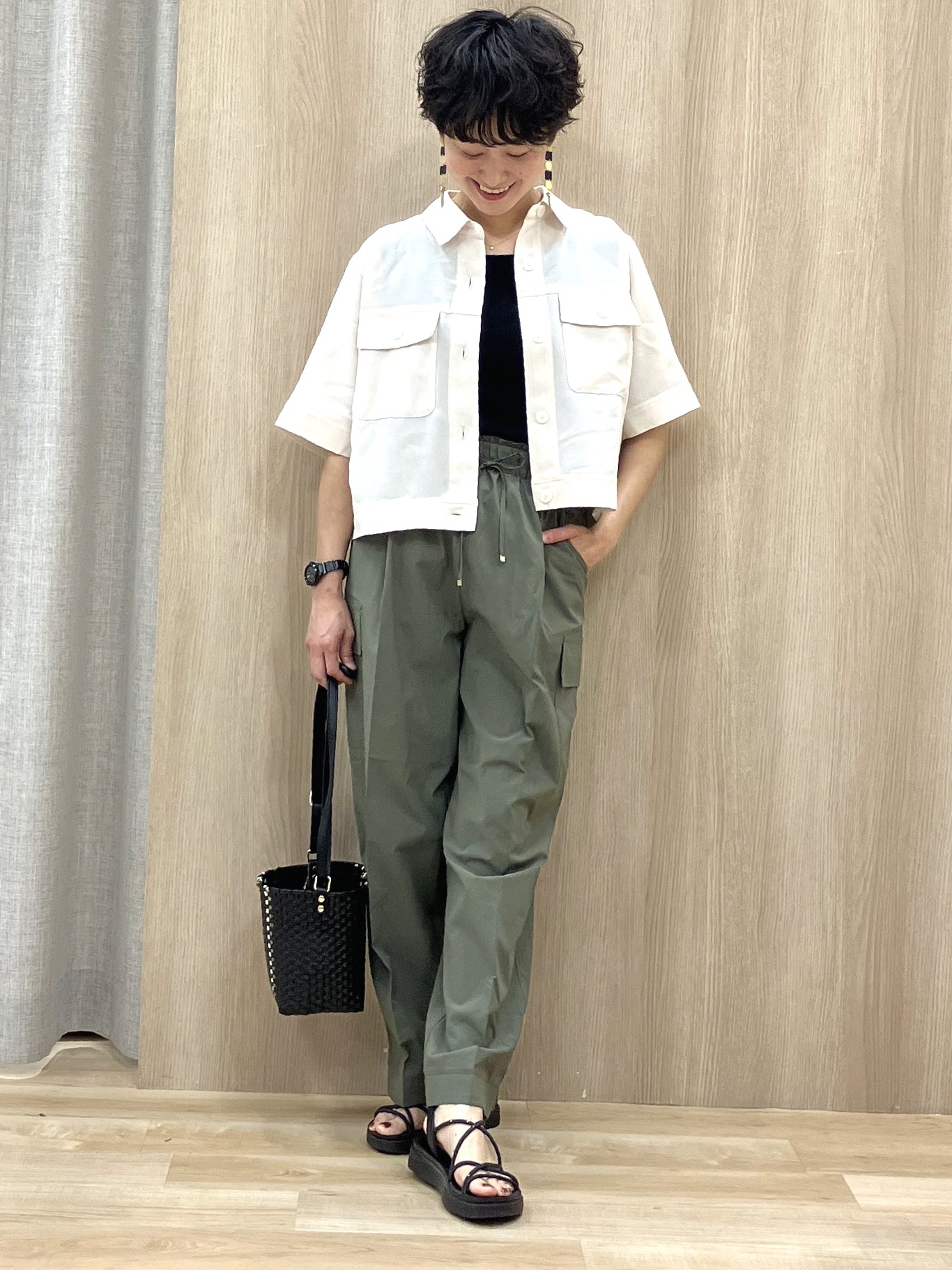 Keiさんの「grove｜【体型カバー】INせず決まる、ウエストシアーフリルTシャツ」を使ったコーディネート