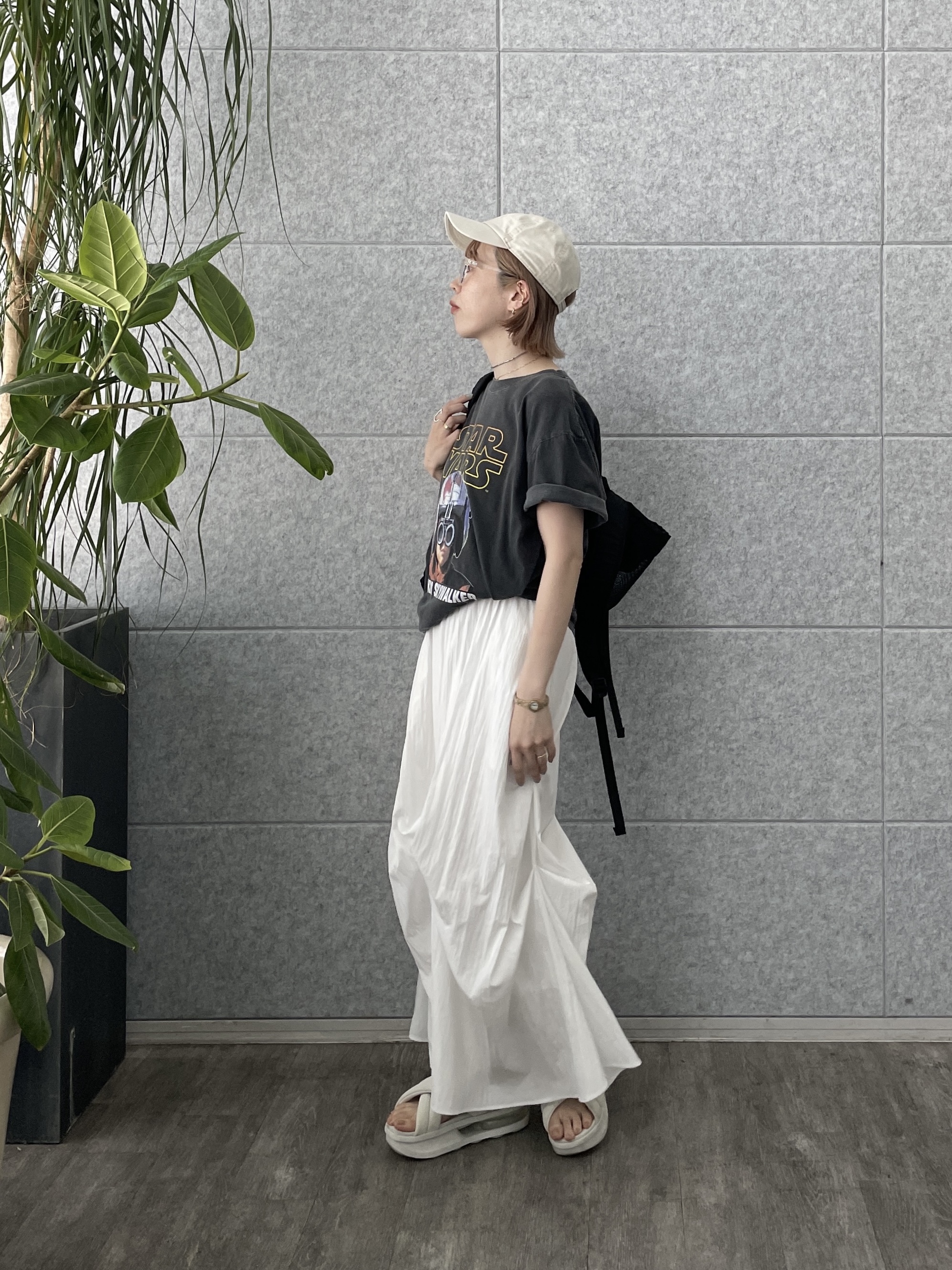 mikuさんの「INDIVI｜【GOODROCKSPEED】ANAKIN SKYWALKER ／ Print T－Shirt」を使ったコーディネート