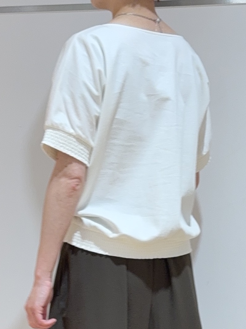 あやさんの「UNTITLED｜【接触冷感/汗染み防止/吸水速乾/UVカット】シャーリングプルオーバー」を使ったコーディネート