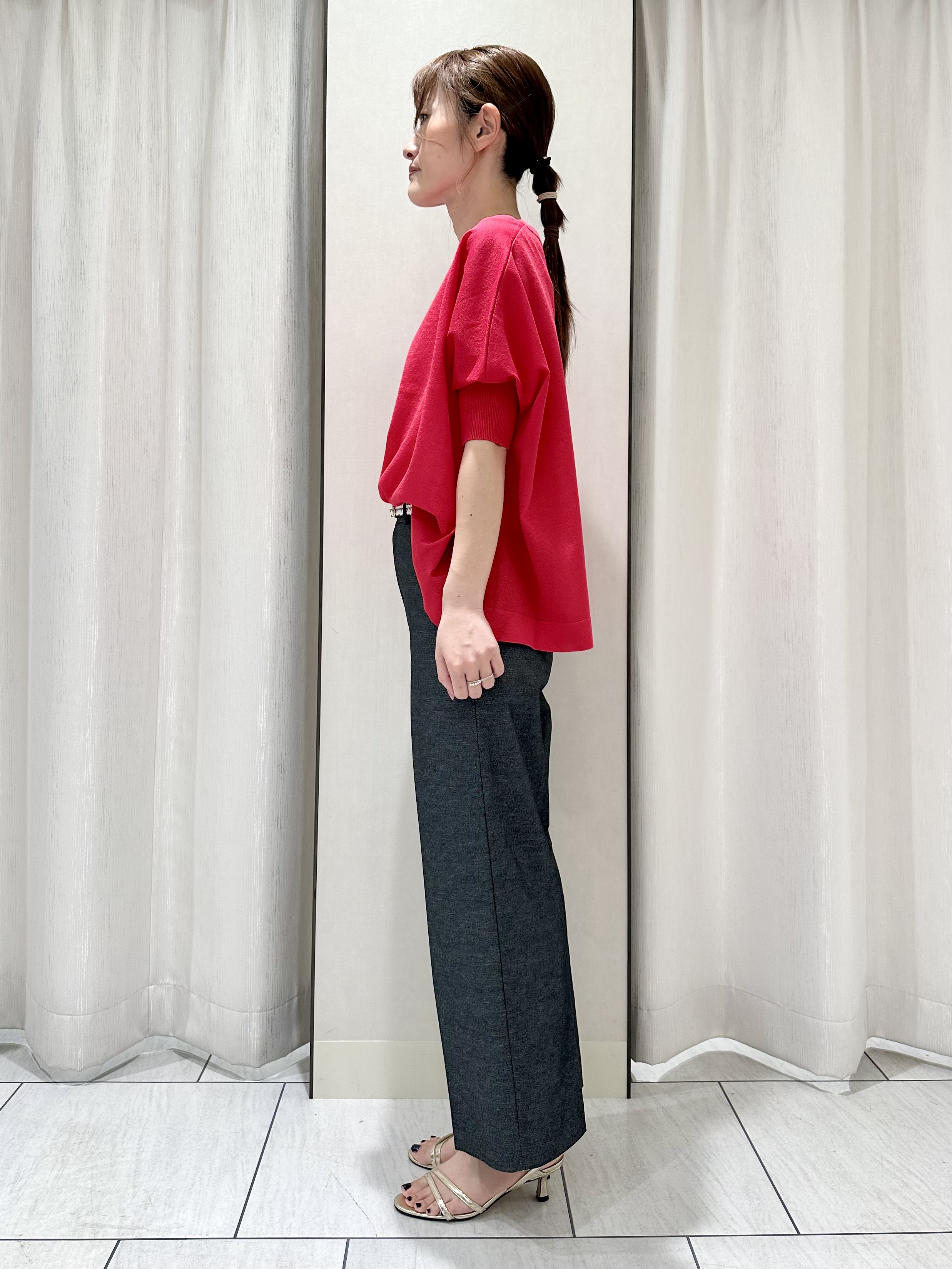 komiさんの「UNTITLED｜【アンサンブル可/洗える】シアーレーヨンニット」を使ったコーディネート