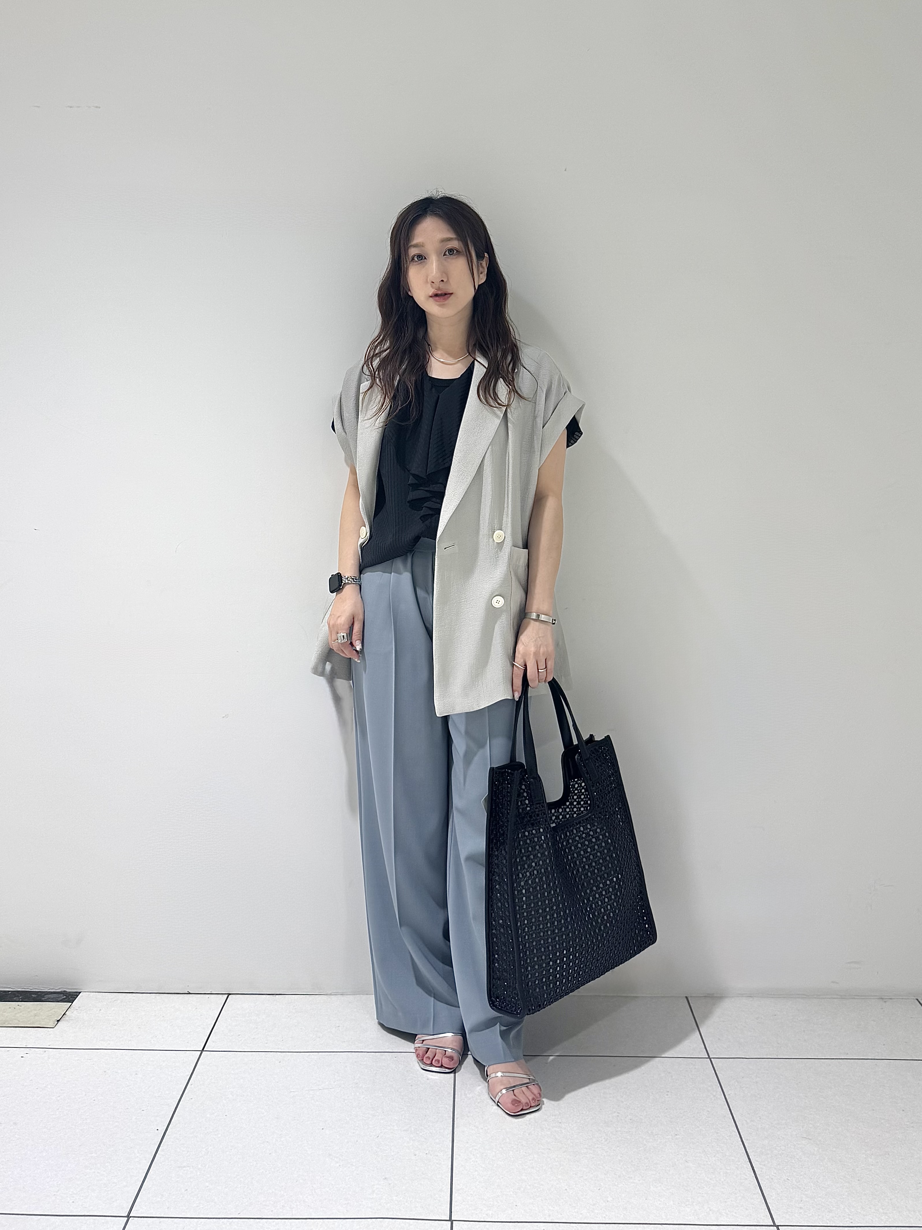 そんさんの「INDIVI｜ワッシャーシアー半袖ダブルジャケット」を使ったコーディネート