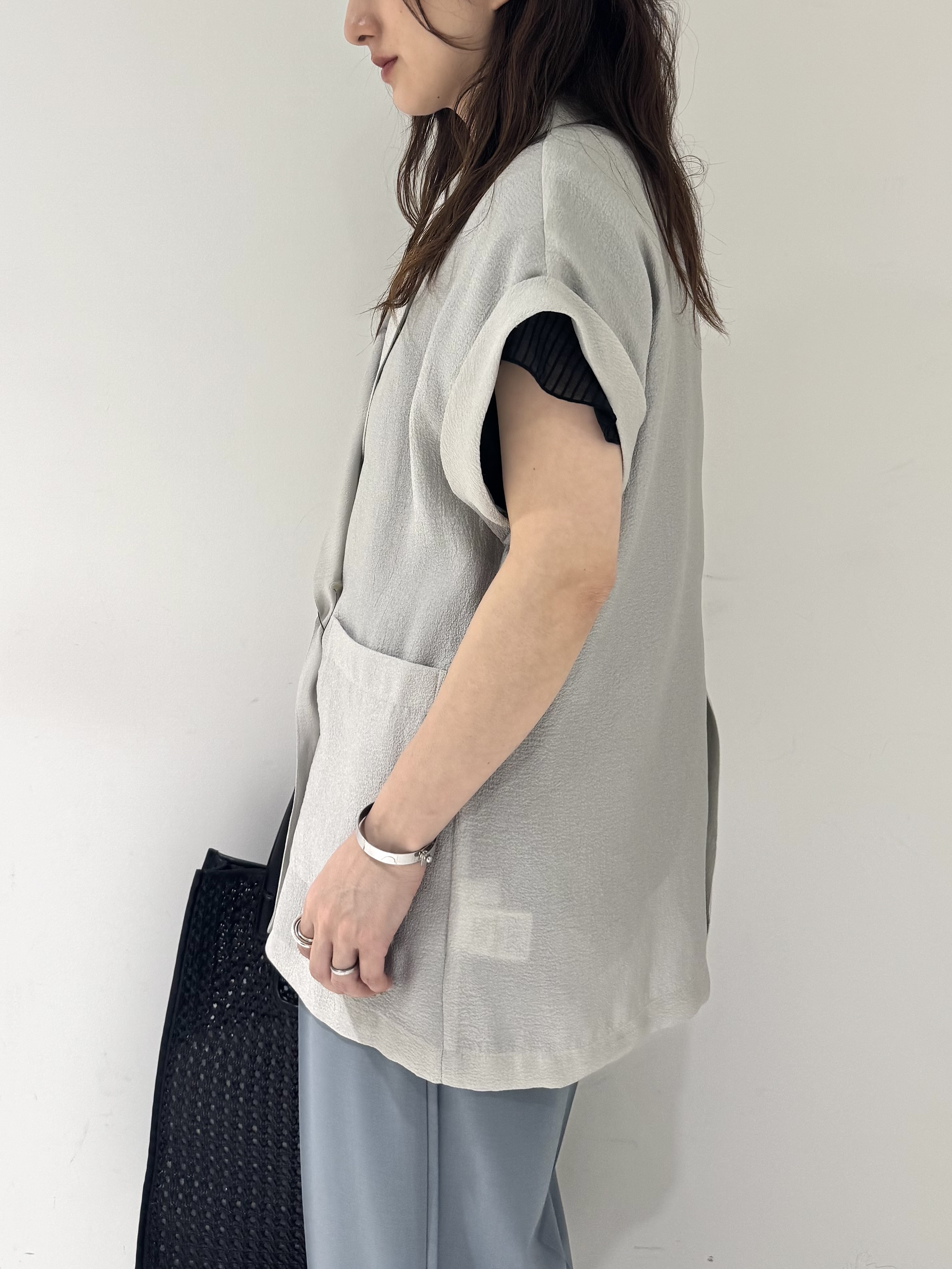 そんさんの「INDIVI｜ワッシャーシアー半袖ダブルジャケット」を使ったコーディネート