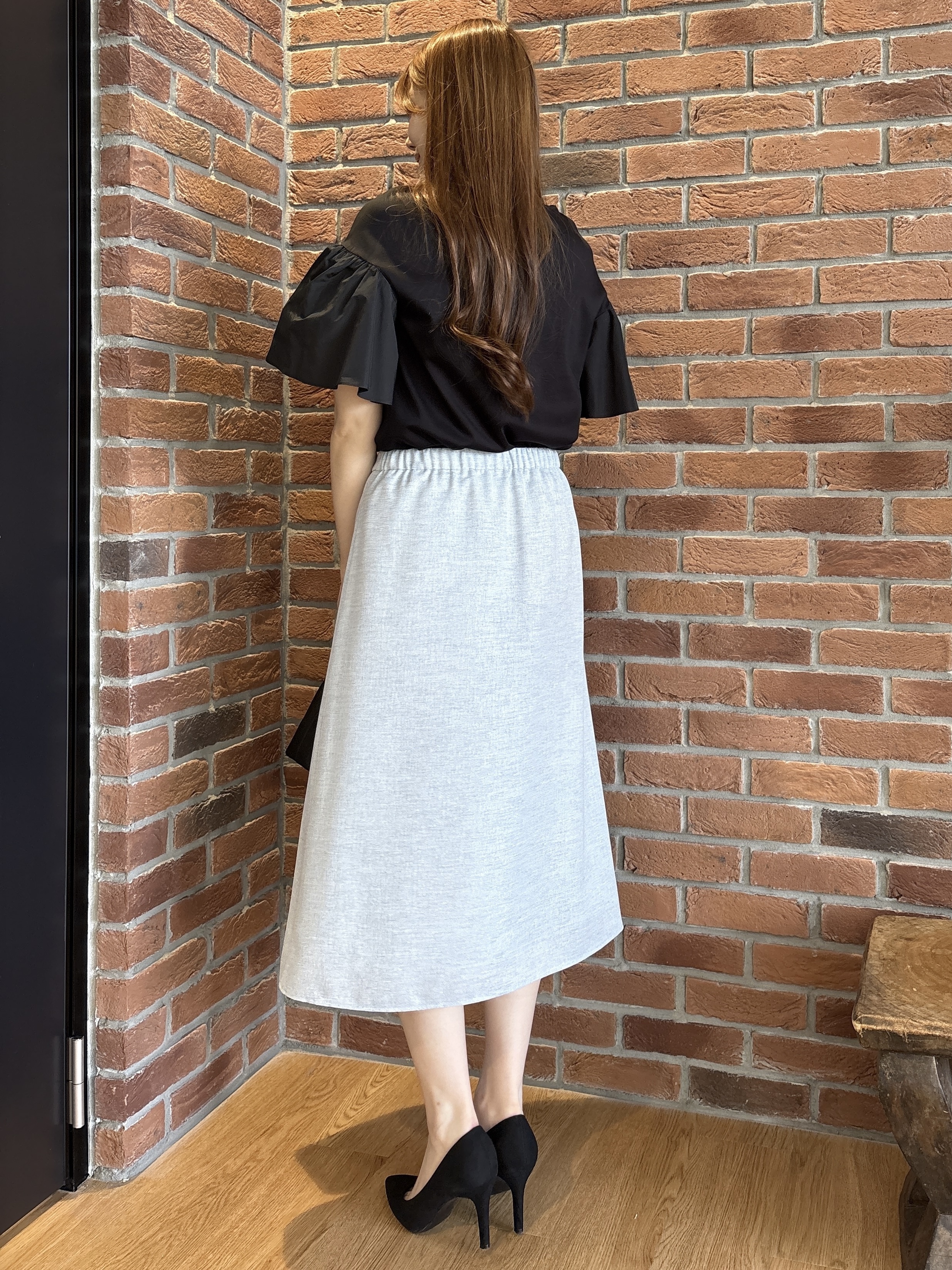 sayaさんの「COUP DE CHANCE｜【手洗い可／日本製】フレアスリーブプルオーバー」を使ったコーディネート
