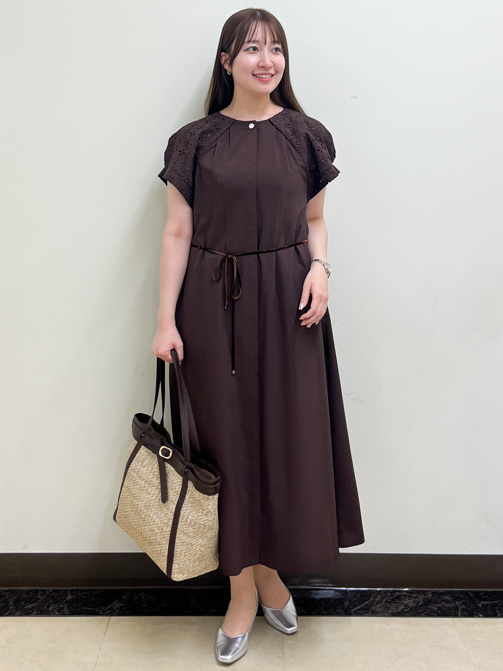 mikikoさんの「Reflect｜カットワークレーススリーブワンピース」を使ったコーディネート