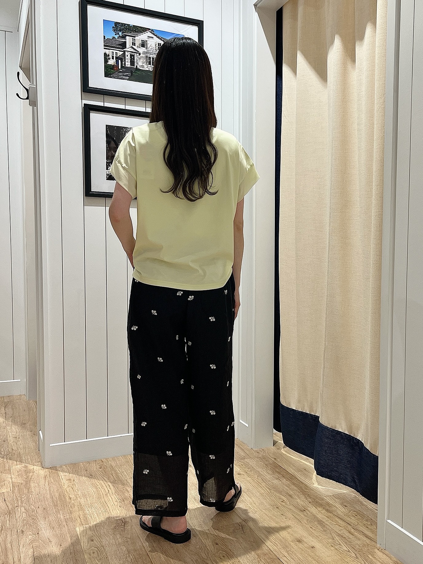 mihoさんの「Dessin｜【UVカット/接触冷感】美光沢カットソー」を使ったコーディネート