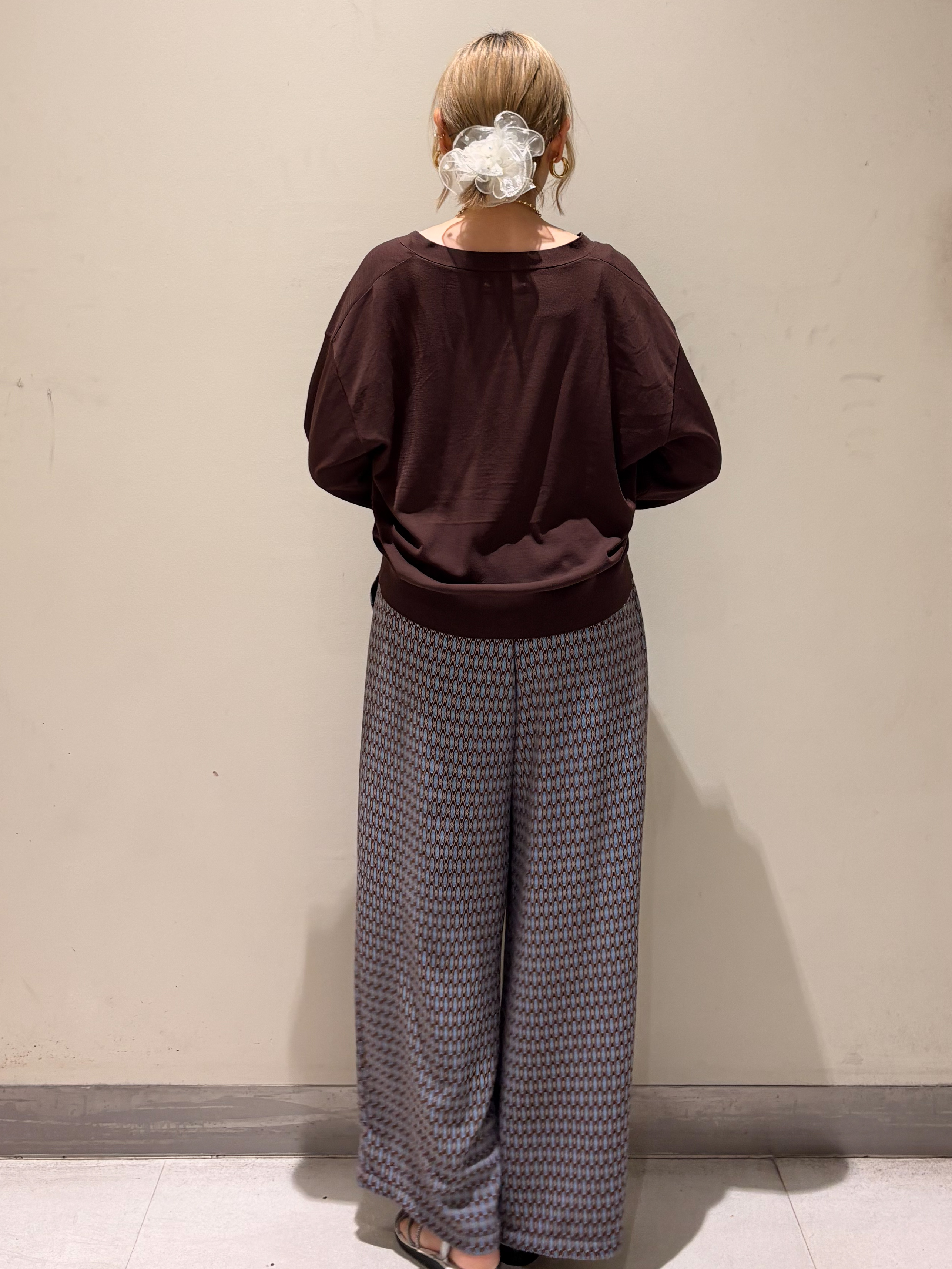 みきちぃさんの「OPAQUE.CLIP｜【UV／接触冷感】Vネックリラクシーニットカーディガン《洗濯機OK／抗ピル》」を使ったコーディネート