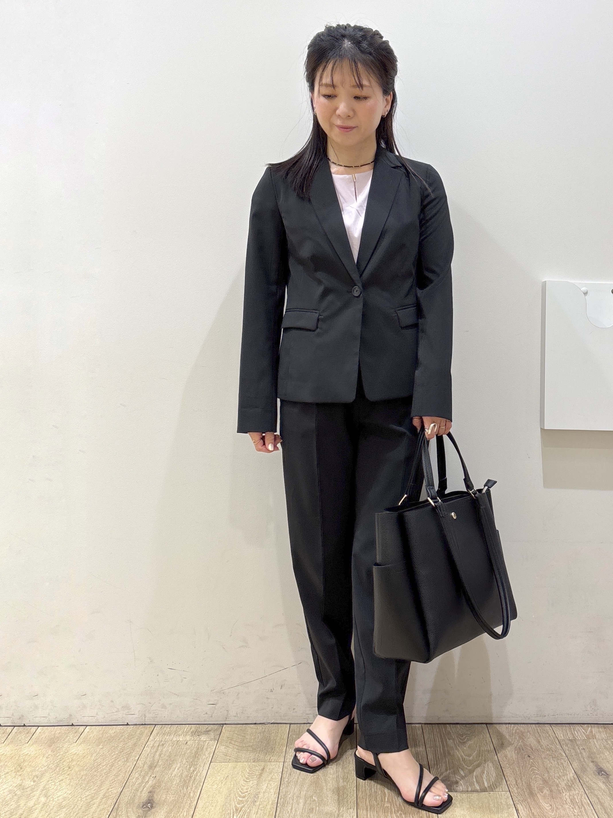 mameさんの「index｜【接触冷感】ビジューキーネックフレンチトップス《UVケア／洗濯機OK／XS～3L／8col》」を使ったコーディネート