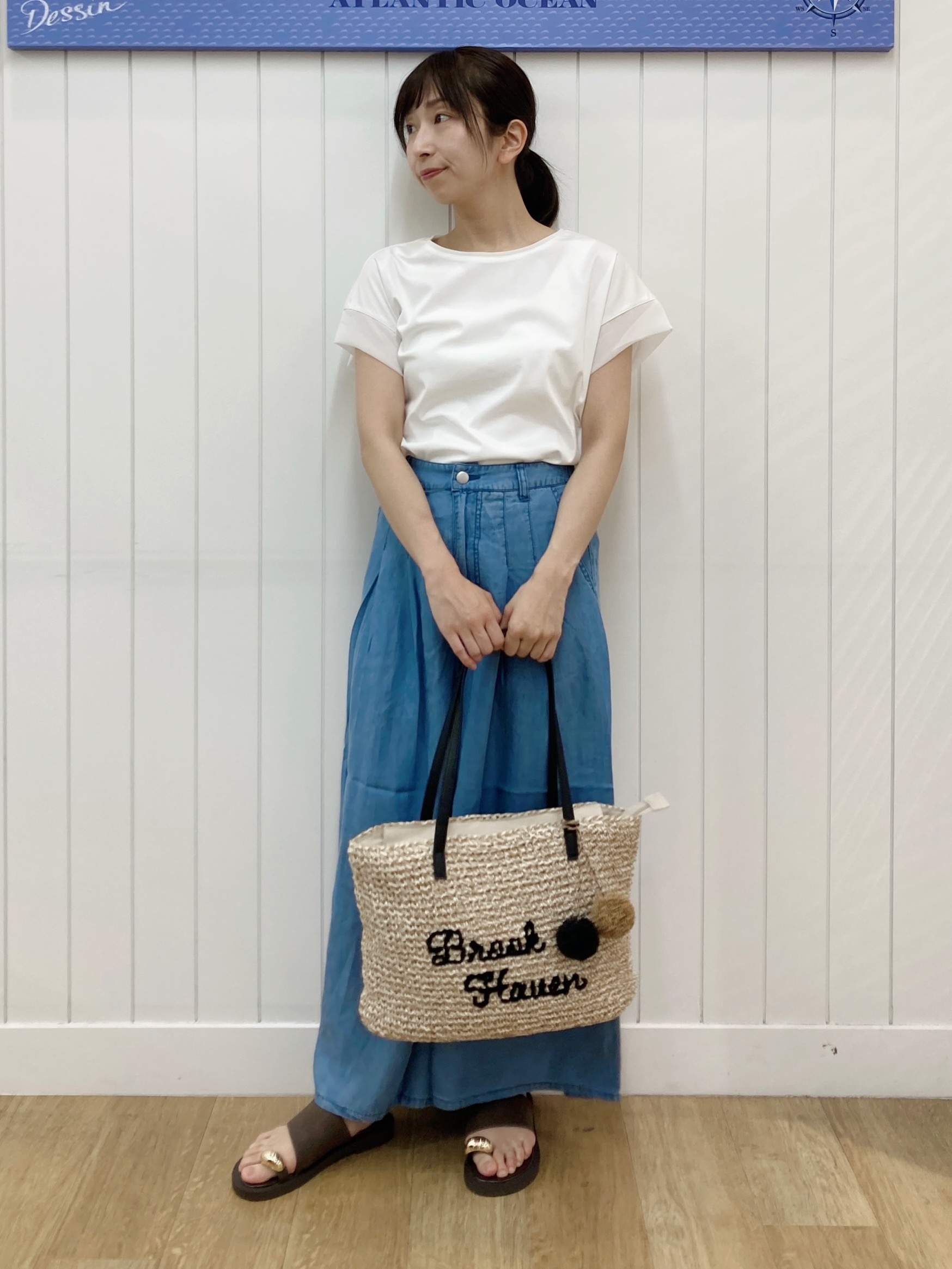 yoshiさんの「Dessin｜【UVカット/接触冷感】美光沢カットソー」を使ったコーディネート