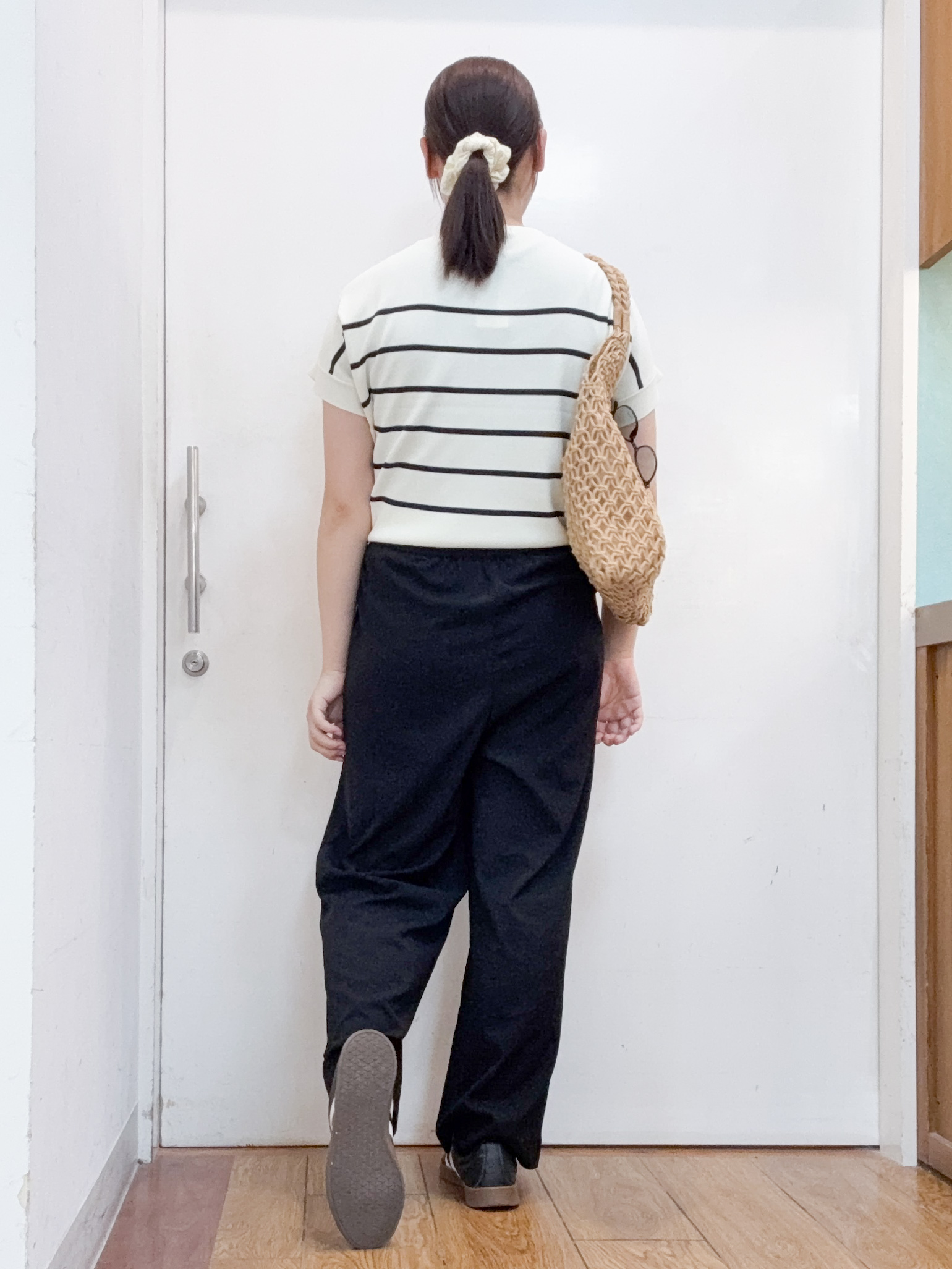 Karinさんの「SHOO･LA･RUE｜【毎日洗える/UV】二の腕隠れる さらっとドルマン半袖ニット」を使ったコーディネート