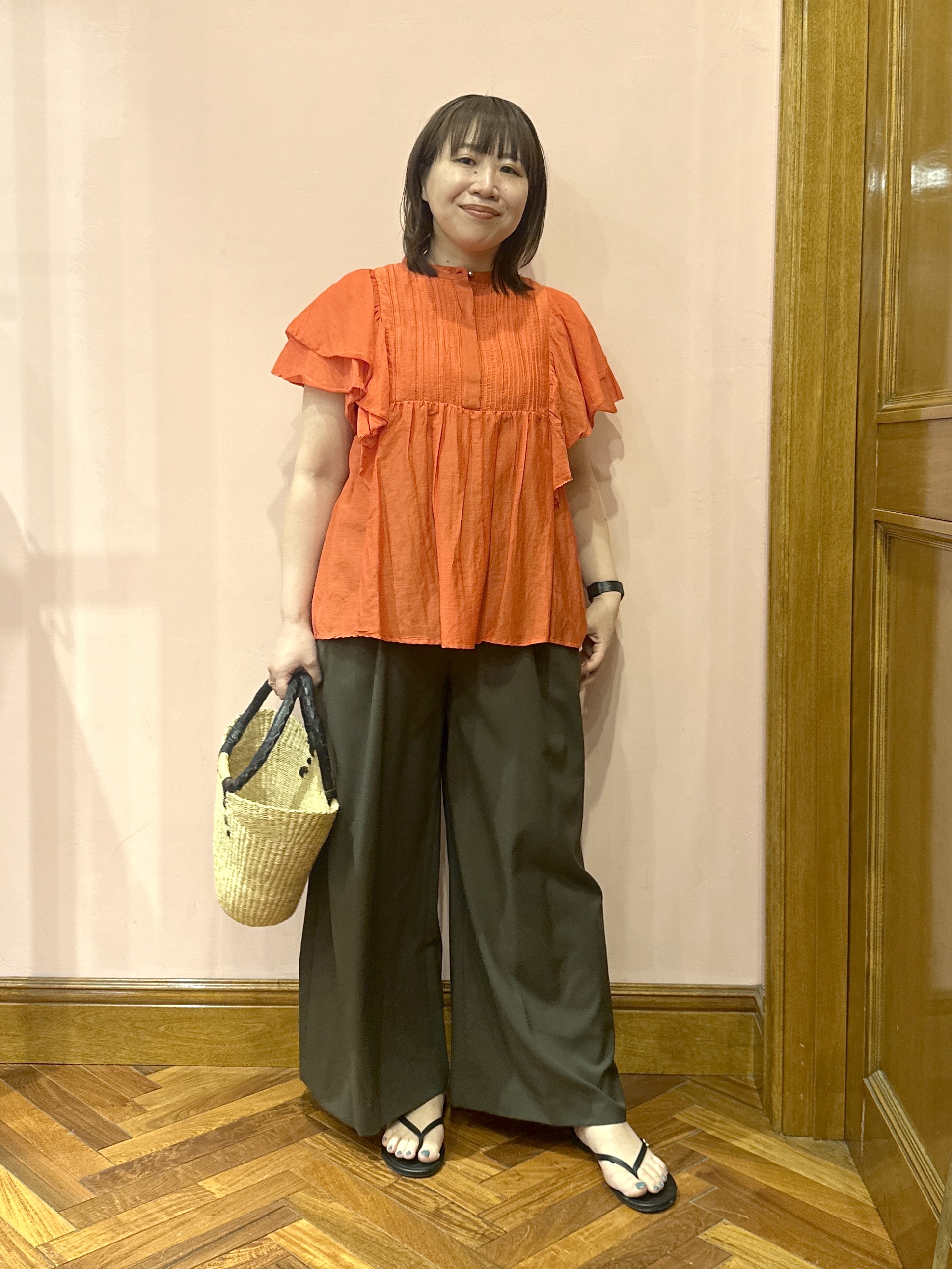 komatsuさんの「DRESSTERIOR｜【接触冷感】イージーケアー クールタッチ ワイドパンツ」を使ったコーディネート