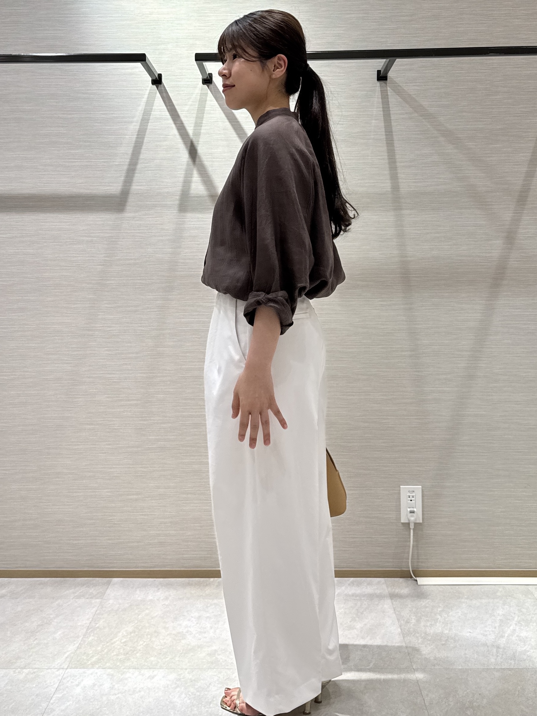 nanaさんの「UNTITLED｜【麻100】リネンドルマンシャツ」を使ったコーディネート