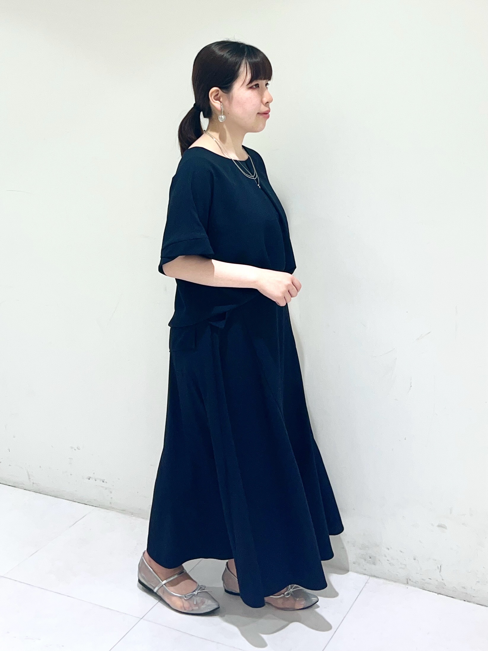 Mitsukiさんの「UNTITLED｜【セットアップ可/UVカット/前後2WAY】リラクシーフレンチスリーブブラウス」を使ったコーディネート