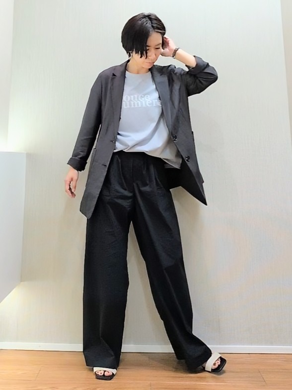 ミズタさんの「UNTITLED｜◆【程よいシアー感/洗える】エアリーバイオジャケット」を使ったコーディネート