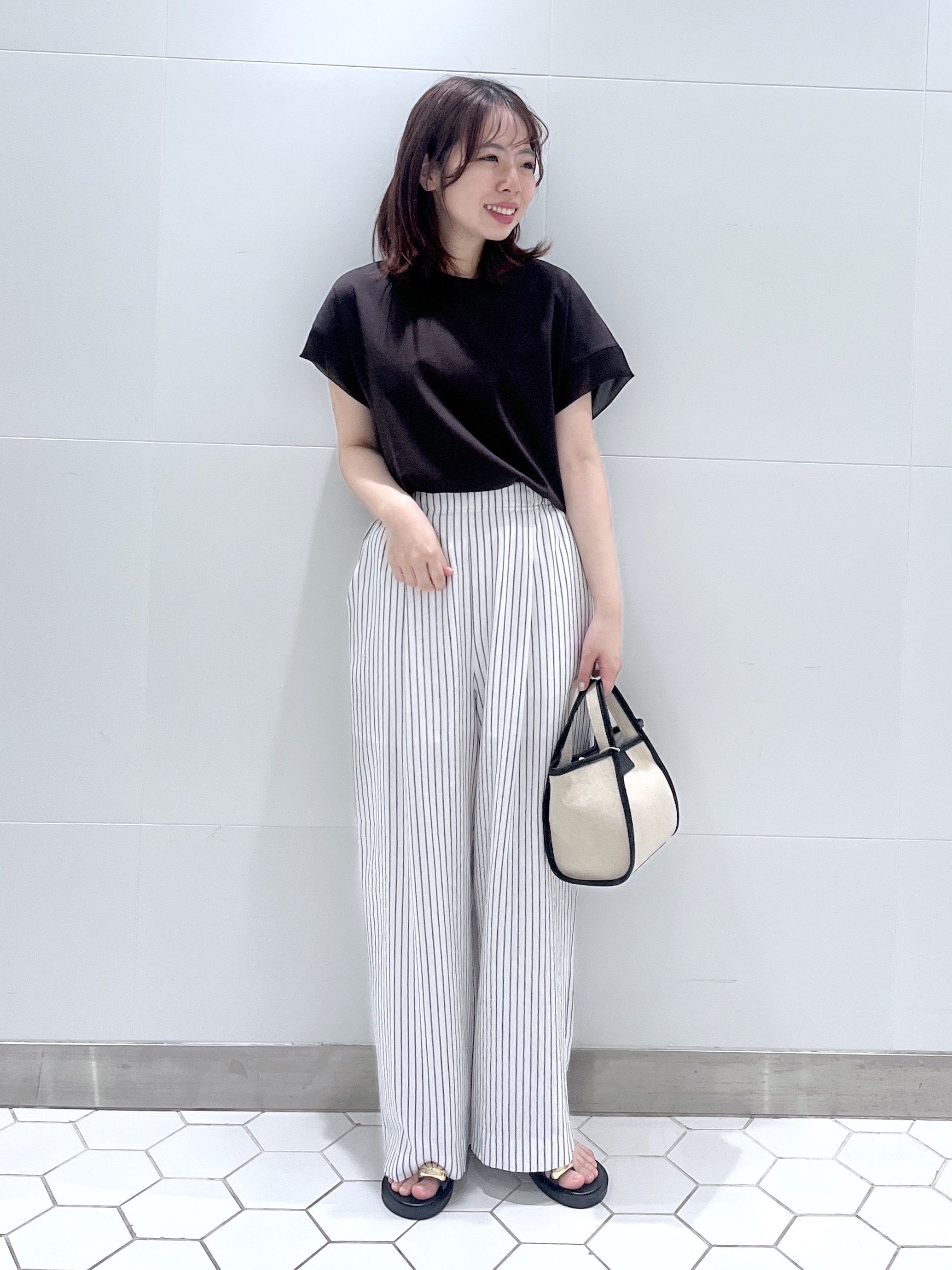 Makinoさんの「Dessin｜【セットアップ可/洗える】リネンブレンドドルマンシャツ」を使ったコーディネート