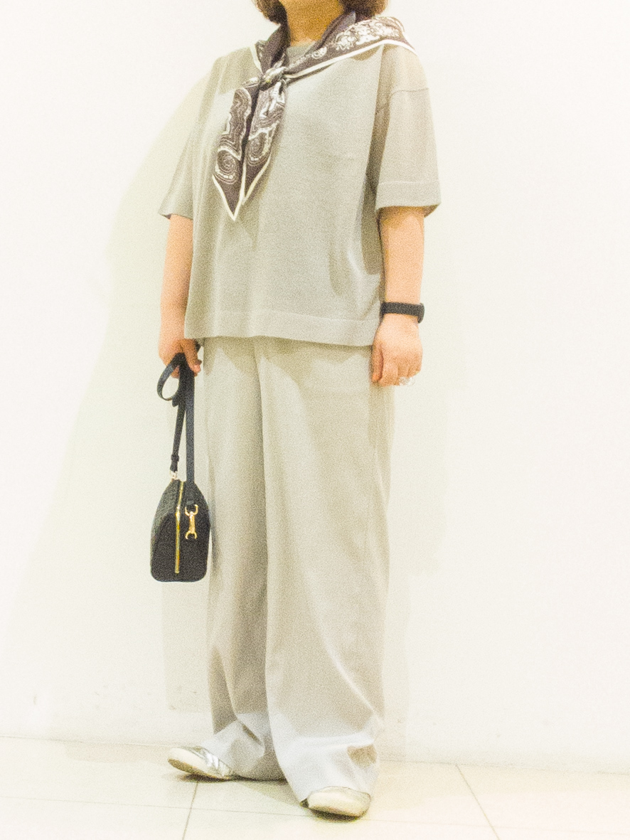 takedaさんの「UNTITLED｜【アンサンブル可/Tシャツ風/ゆったり】リラックスニットトップス」を使ったコーディネート