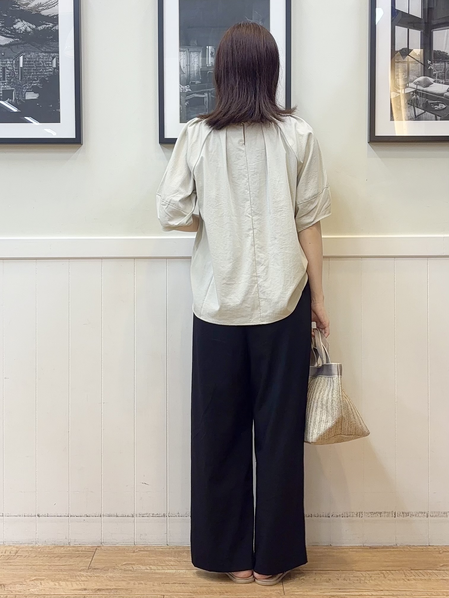 えぬさんの「SHOO･LA･RUE｜【S-LL/洗濯機可/セットアップ可】軽凛(かろりん) タックブラウス」を使ったコーディネート