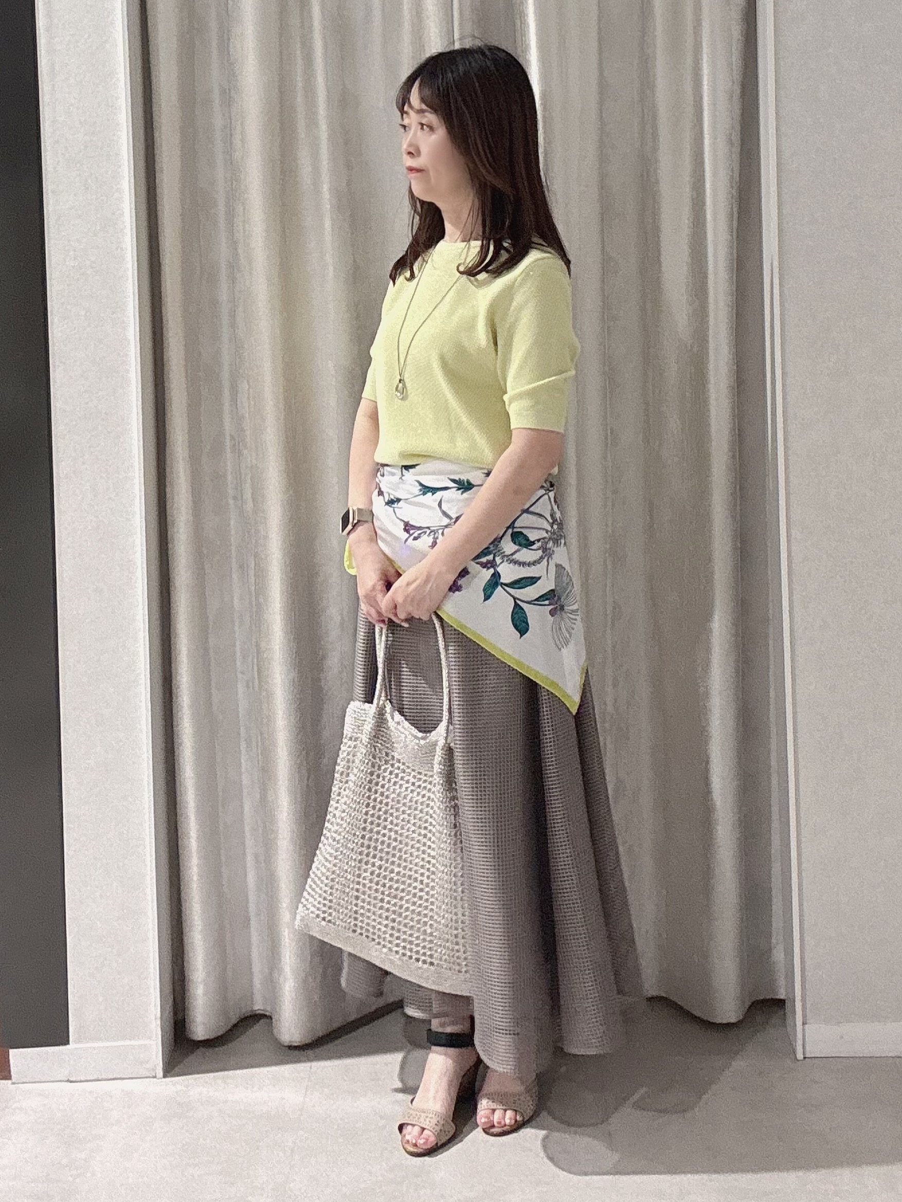 makiさんの「UNTITLED｜◆【アンサンブル可】ラメ混クルーネックプルオーバー」を使ったコーディネート