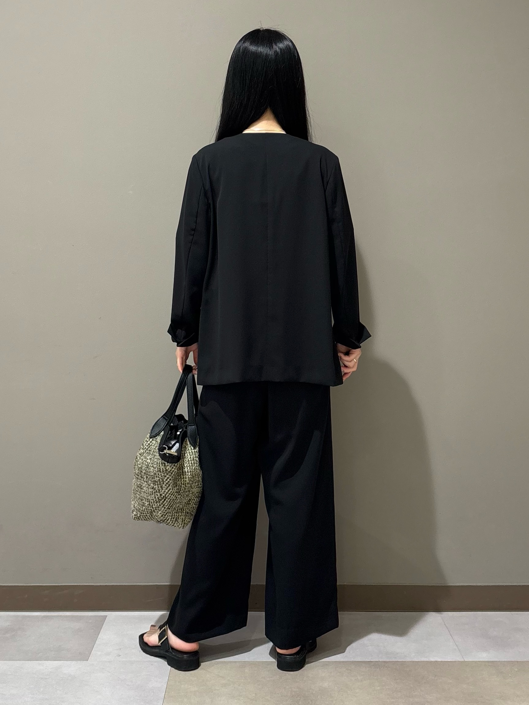 KEIKOさんの「INDIVI｜【接触冷感／透湿／着る日傘】ノーカラージャケット」を使ったコーディネート