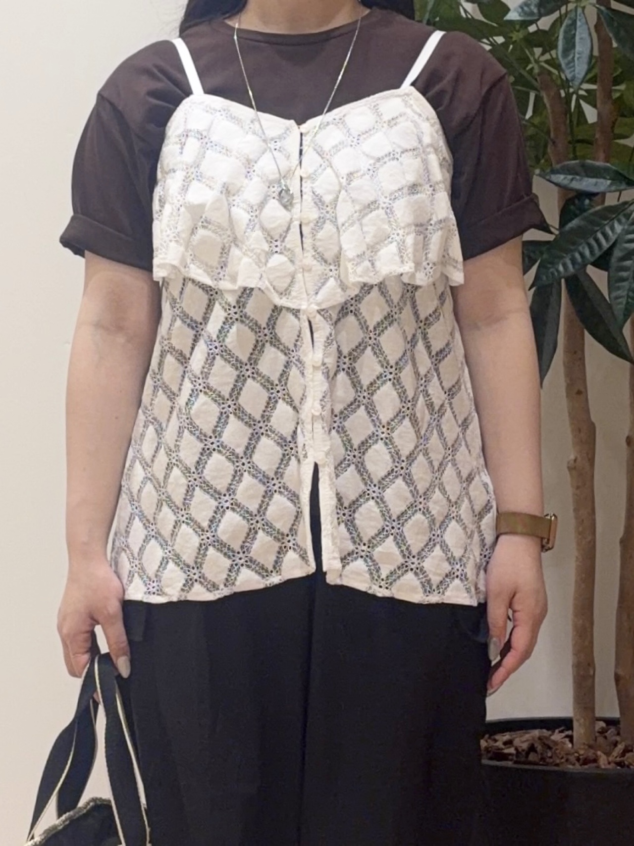 minamiさんの「grove｜【UVカット/接触冷感】プリントアソート5分袖Tシャツ」を使ったコーディネート