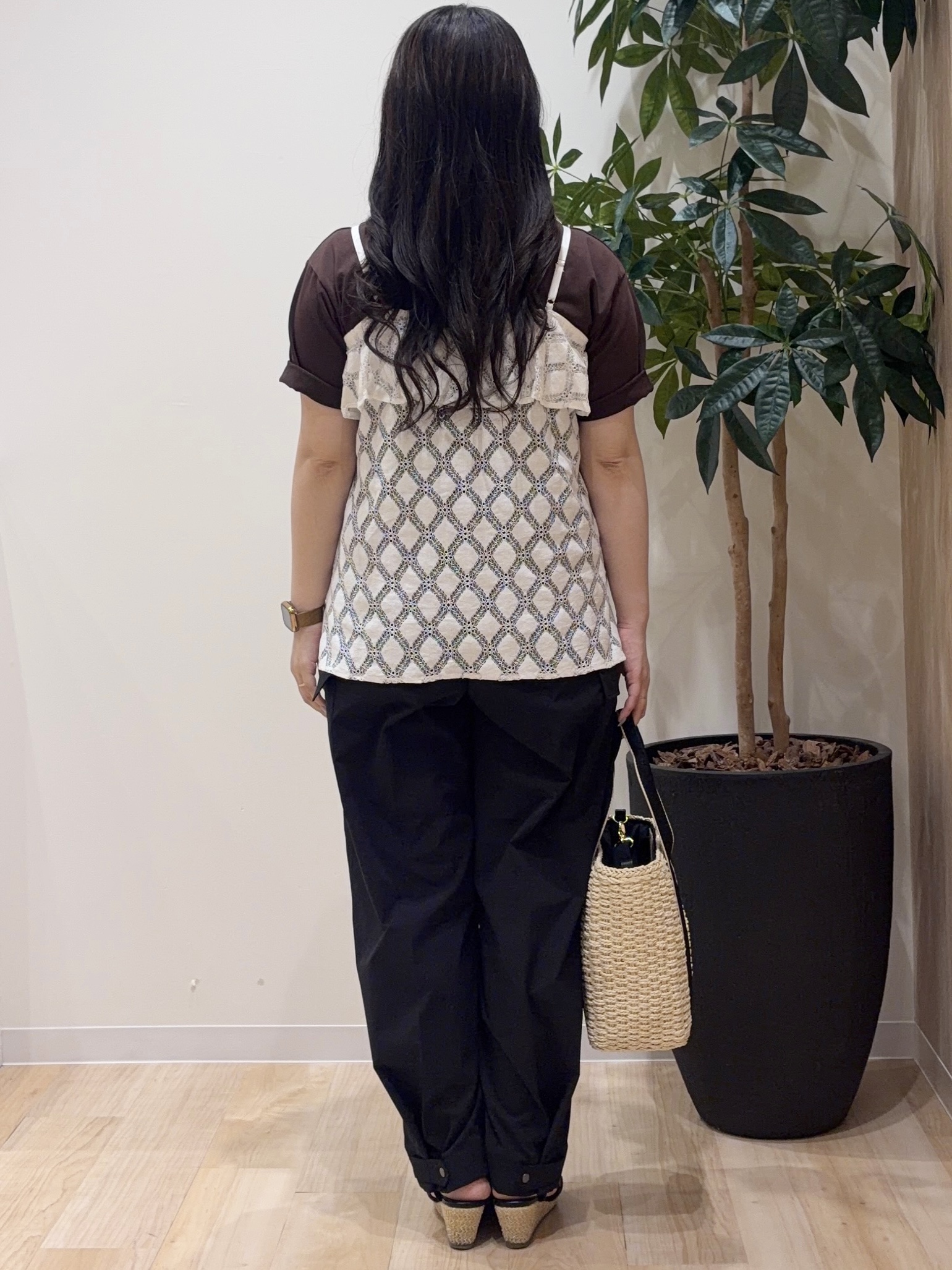 minamiさんの「grove｜【UVカット/接触冷感】プリントアソート5分袖Tシャツ」を使ったコーディネート
