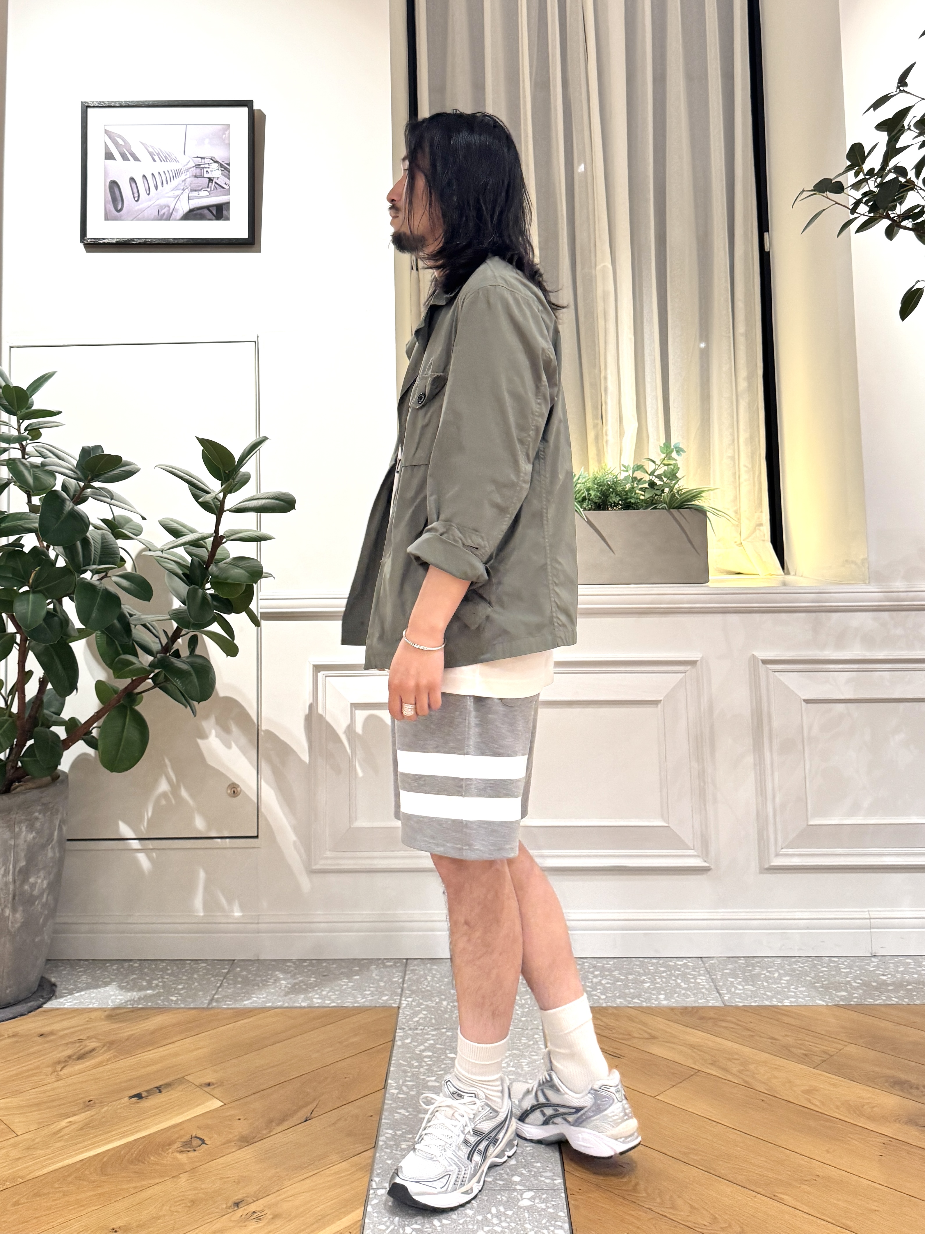 kawarataniさんの「DRESSTERIOR｜【接触冷感／抗菌防臭／消臭】ICE CLEAR COTTON フロッグオーバーフィットTシャツ」を使ったコーディネート