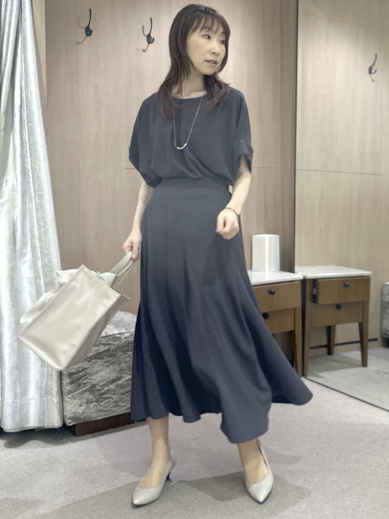 Miwaさんの「UNTITLED｜【セットアップ可/UVカット/前後2WAY】リラクシーフレンチスリーブブラウス」を使ったコーディネート