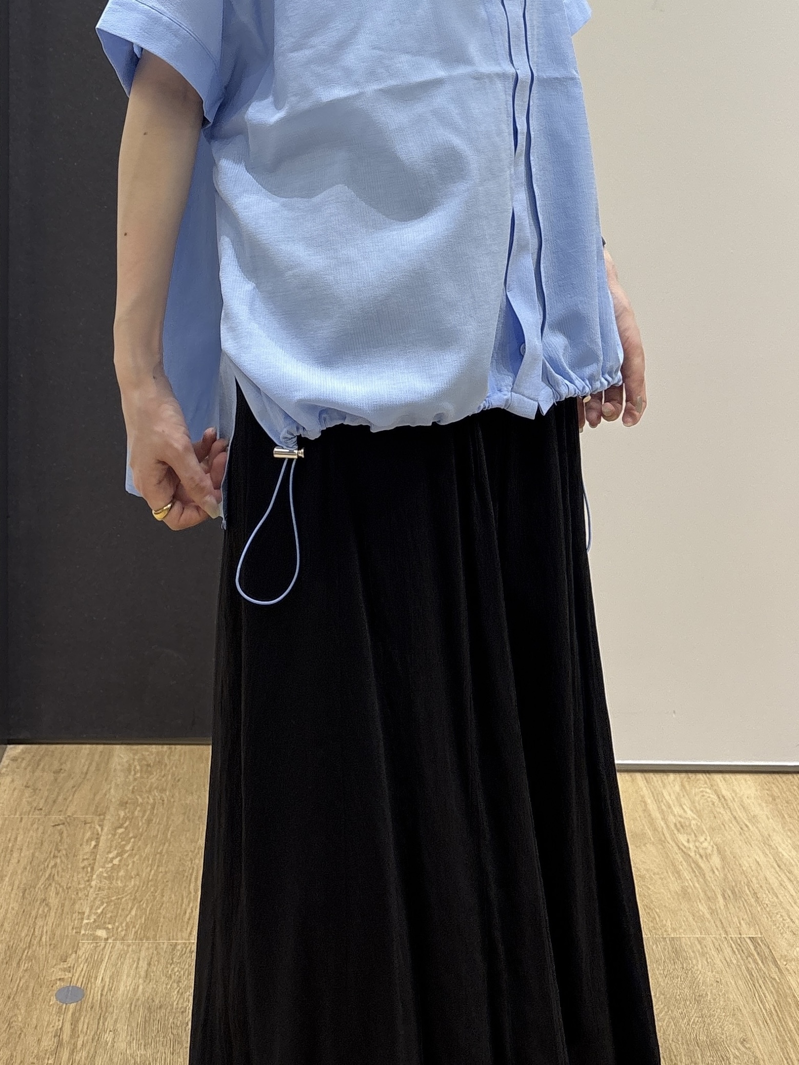 risaさんの「Dessin｜【高通気/セットアップ可】ドロストシャツ」を使ったコーディネート