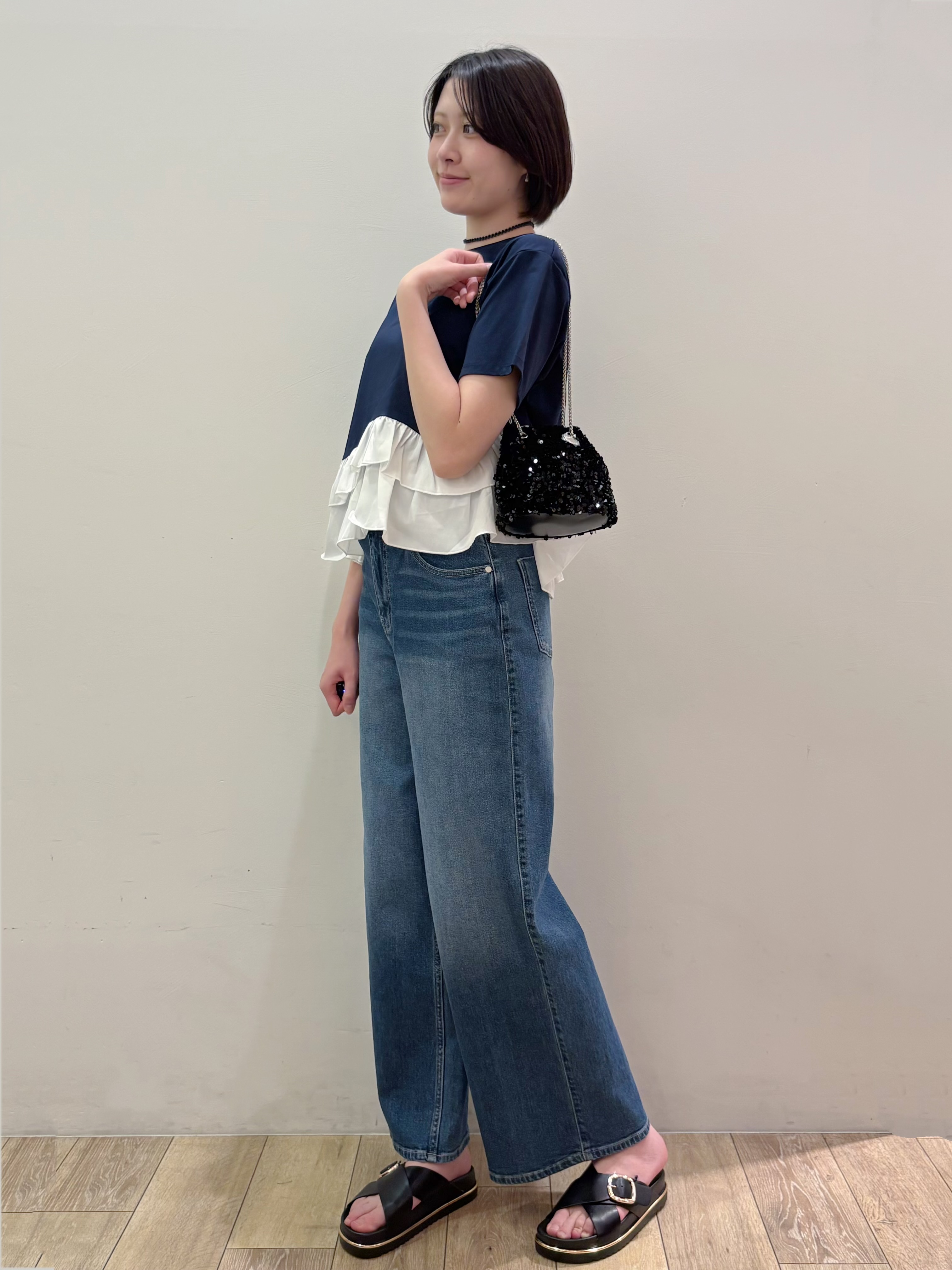 RINさんの「OPAQUE.CLIP｜裾フリルドッキングTシャツ【洗濯機OK】」を使ったコーディネート