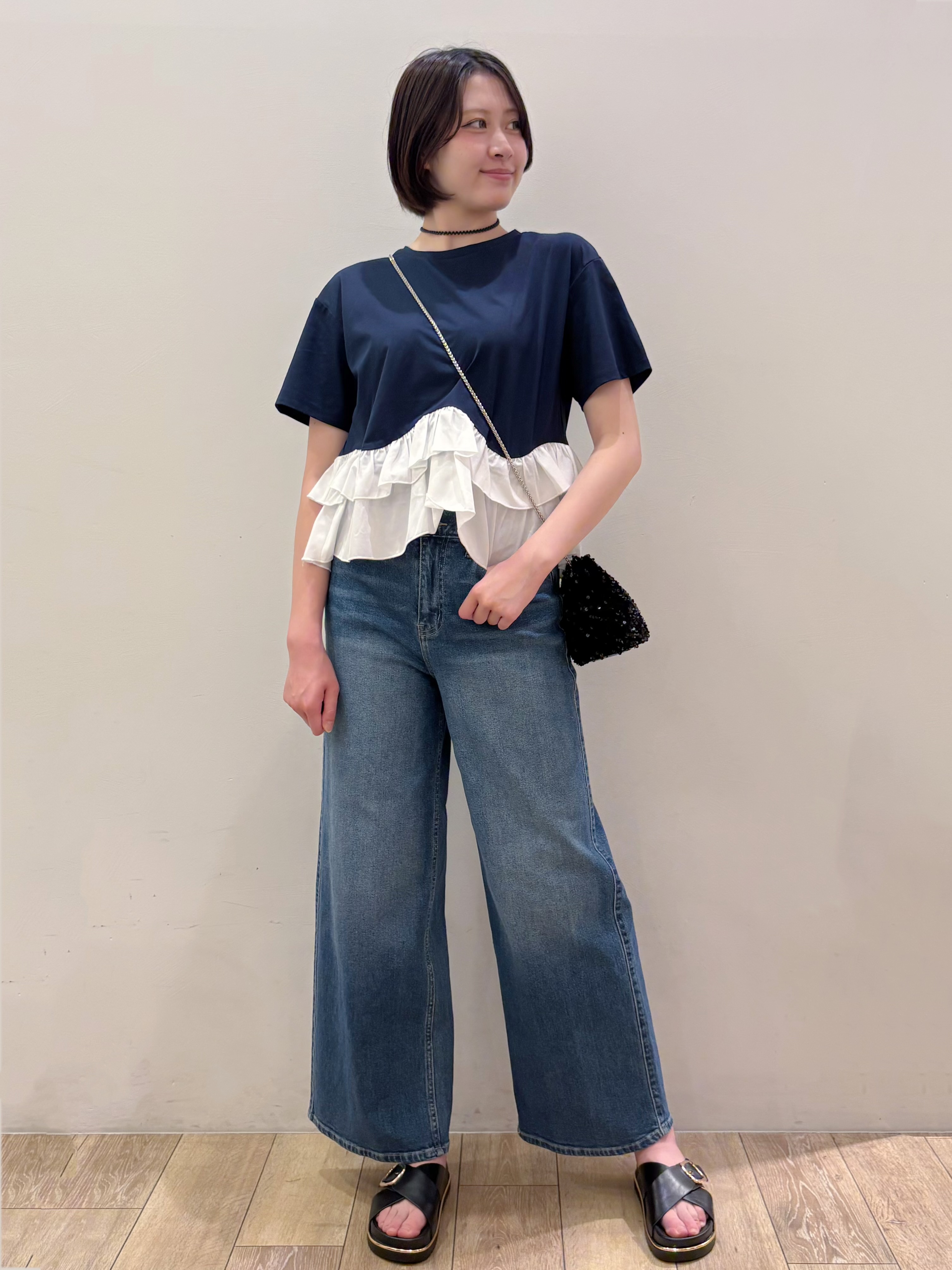 RINさんの「OPAQUE.CLIP｜裾フリルドッキングTシャツ【洗濯機OK】」を使ったコーディネート