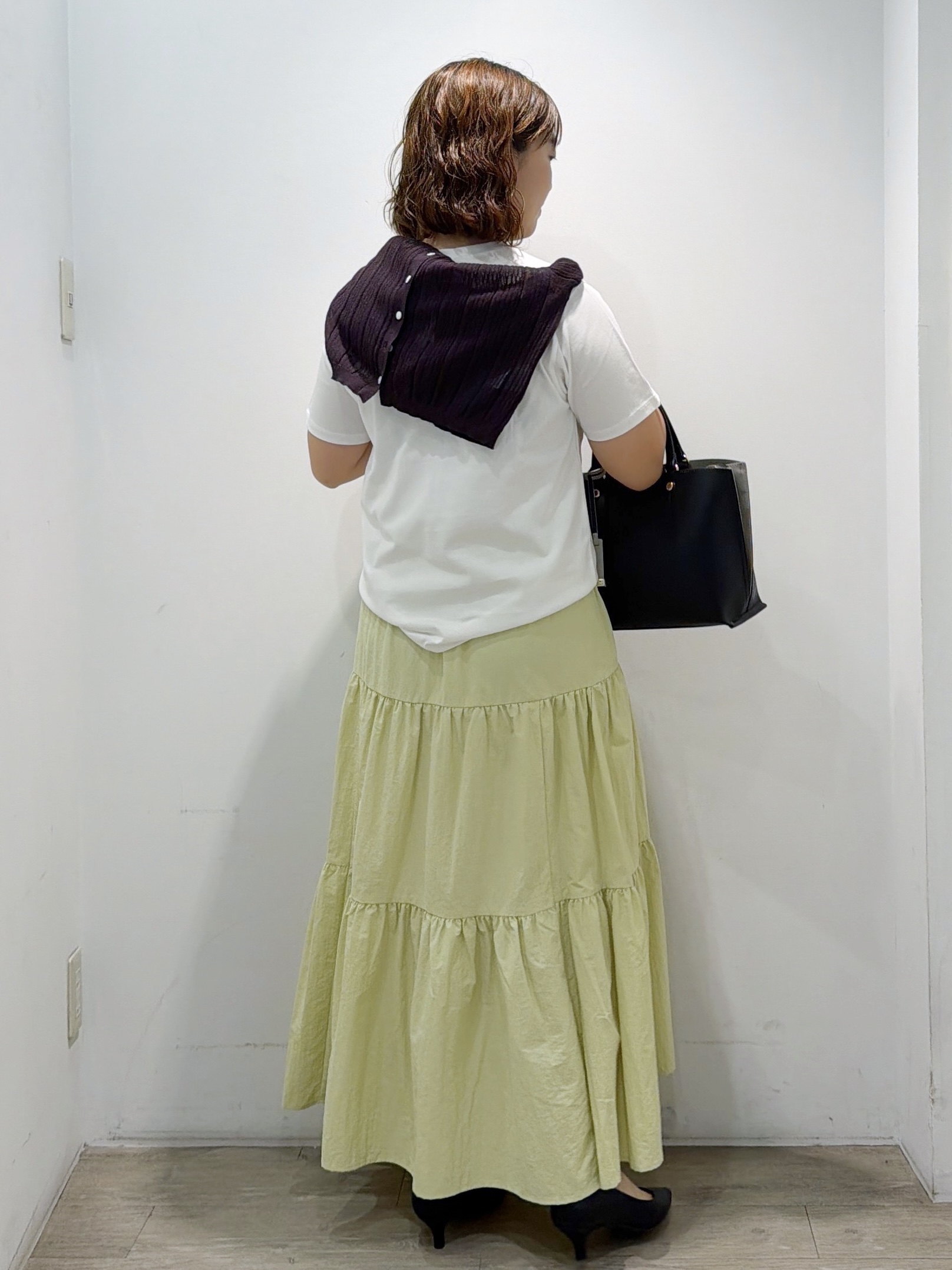 sumicaさんの「OPAQUE.CLIP｜ロゴプリント刺繍アソートTシャツ【洗濯機OK】」を使ったコーディネート