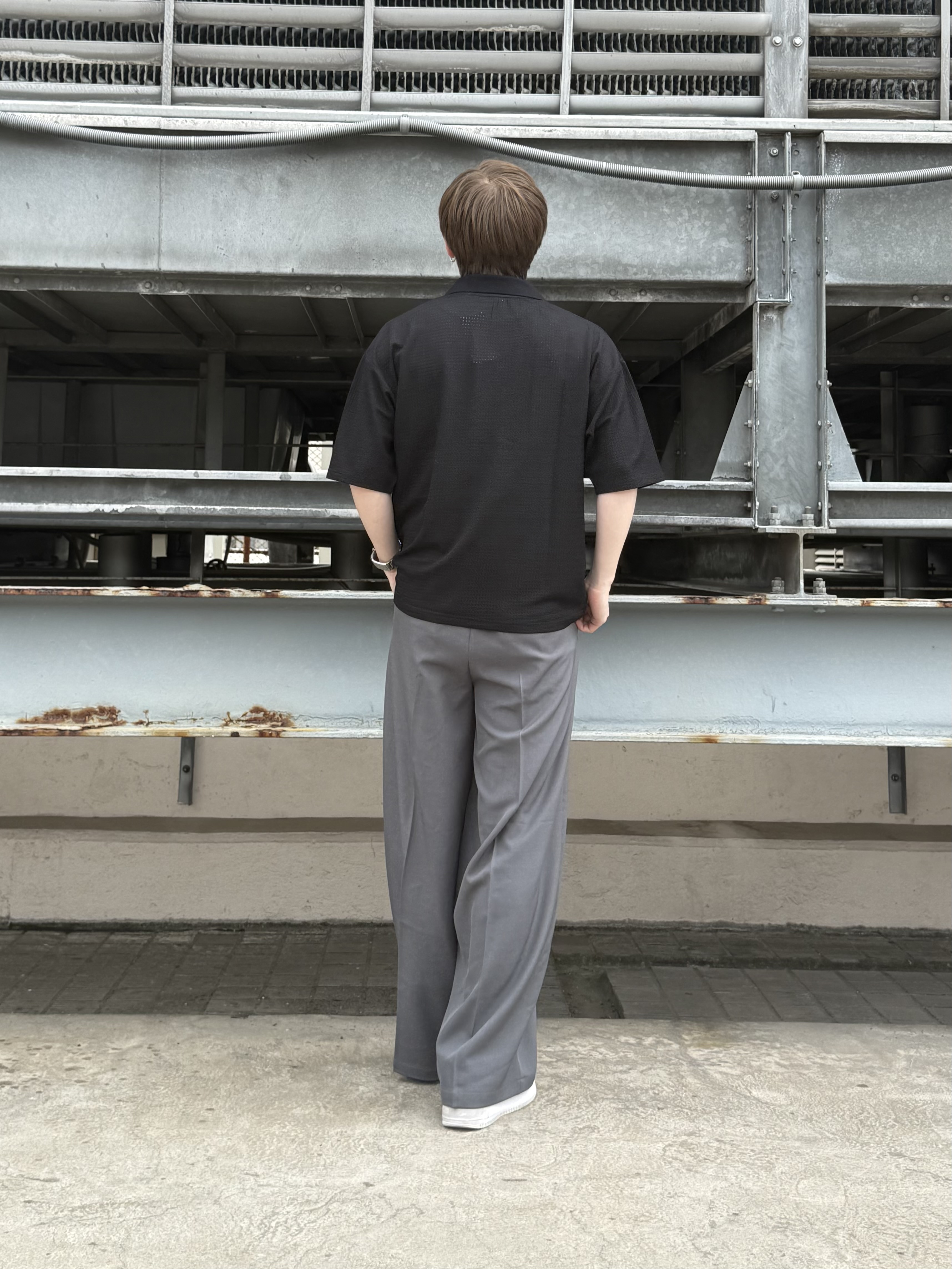 カネダさんの「tk.TAKEO KIKUCHI｜◆【ソフトタッチ】ルーズスキッパーポロシャツ/ソフト肌触り/オーバーサイズ/ルーズ/ドロップショルダ」を使ったコーディネート