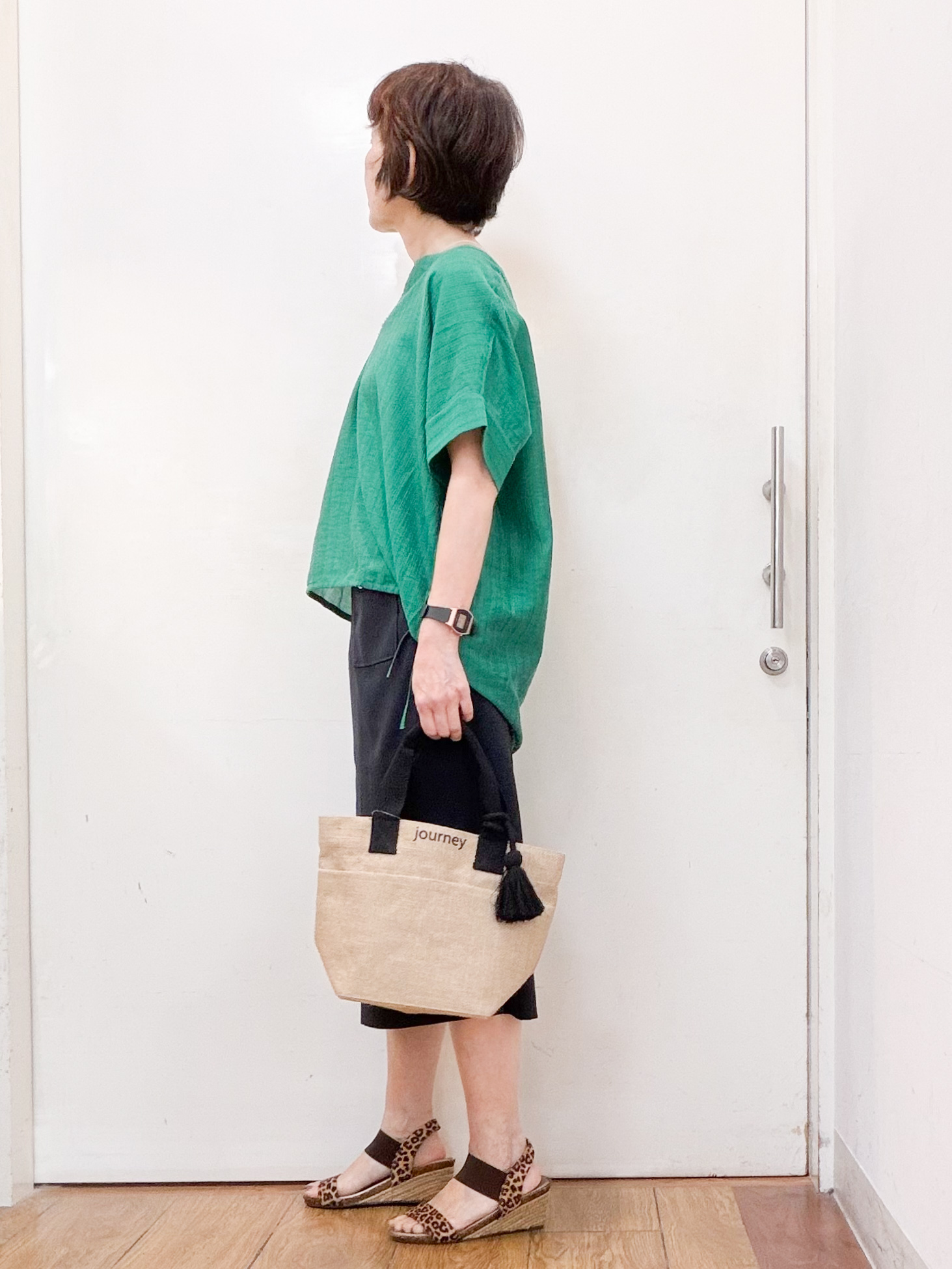 みぃさんの「SHOO･LA･RUE｜【高レビュー/体型カバー】インせず着られる スキッパー裾リボンブラウス」を使ったコーディネート