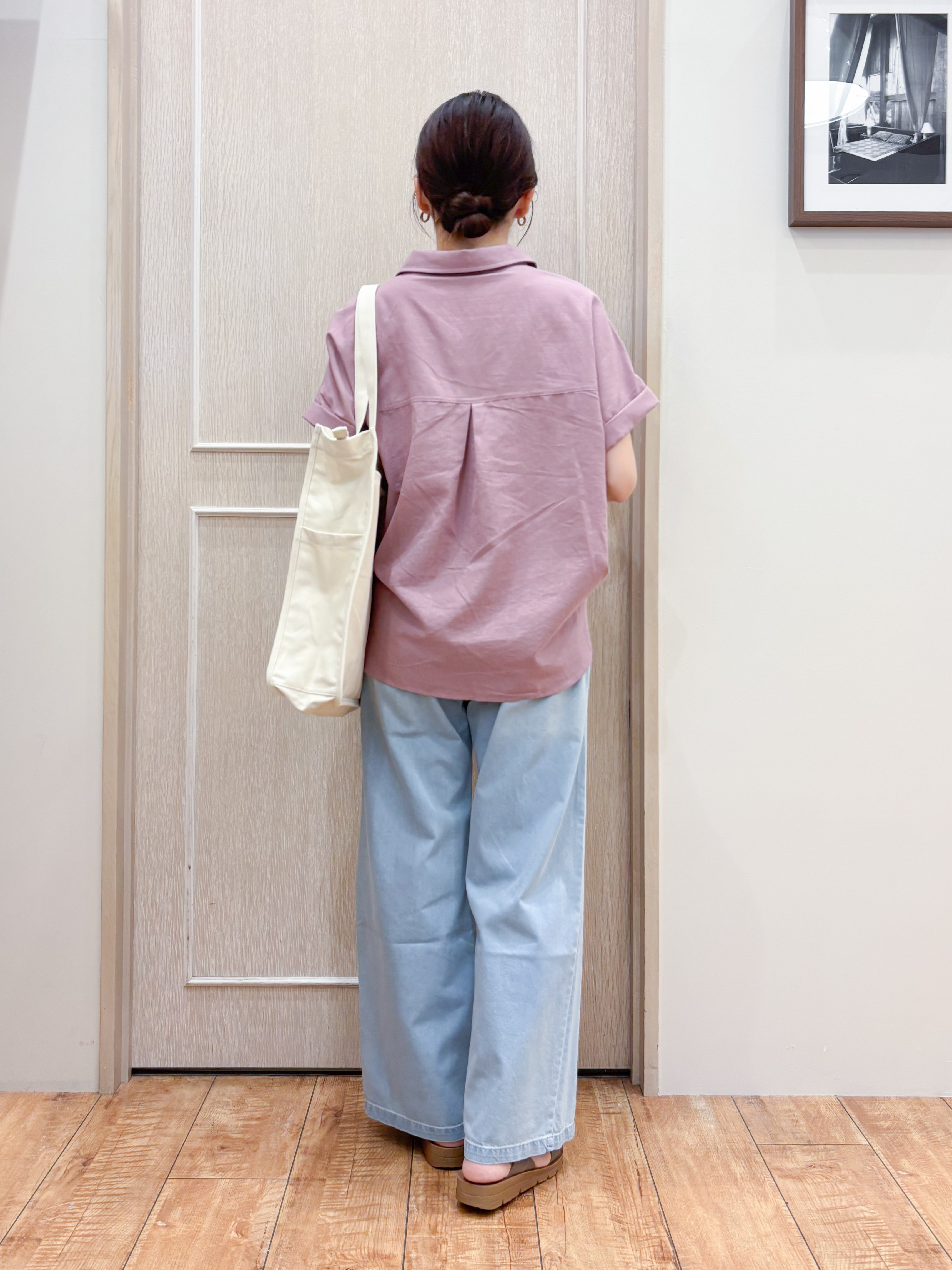 なみさんの「SHOO･LA･RUE｜【UV/吸水速乾/抗菌防臭】インせず着られる フレンチリネンスキッパーシャツ」を使ったコーディネート