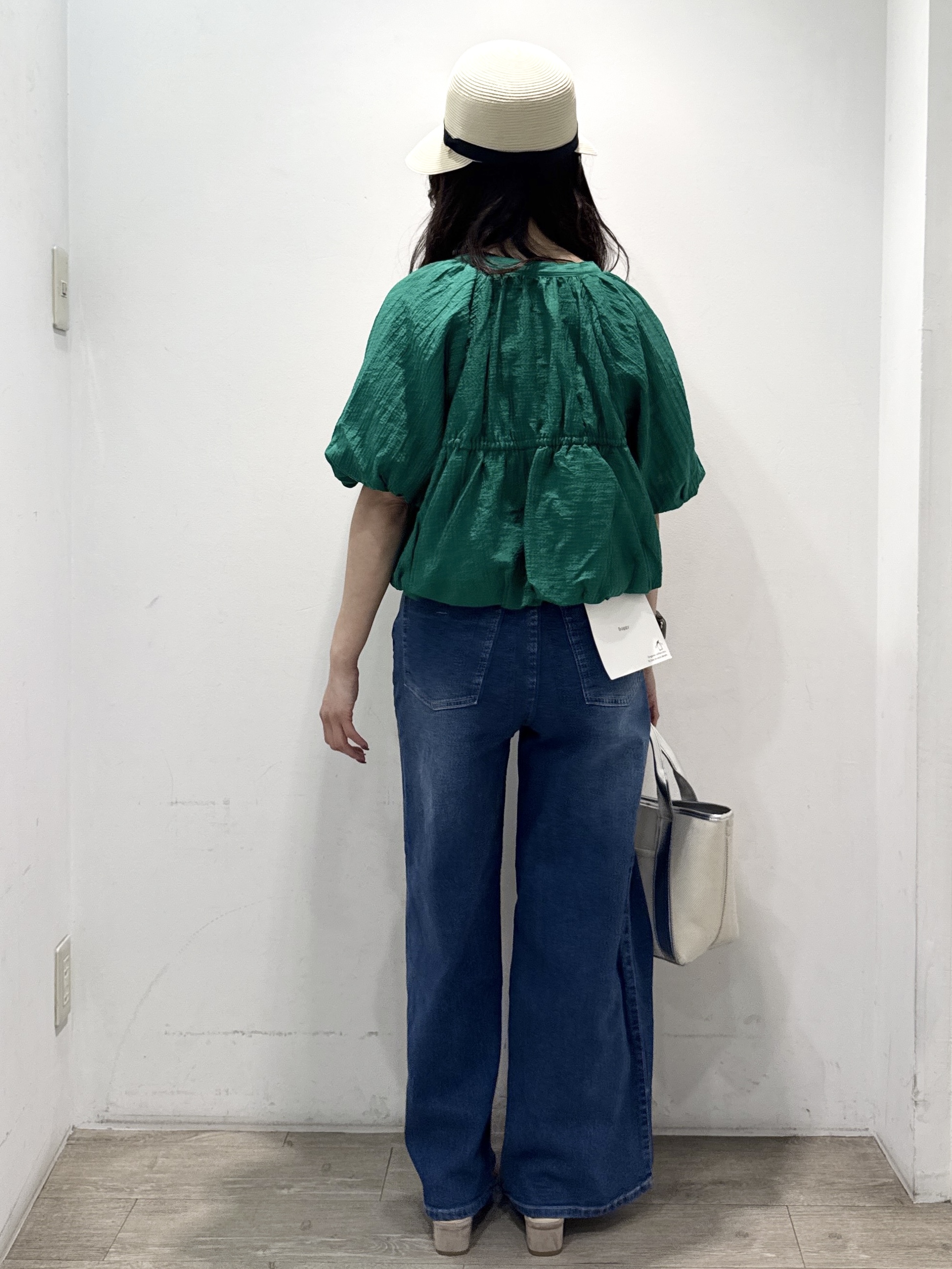 yuicciさんの「OPAQUE.CLIP｜バルーンデザインブラウス【洗濯機OK】」を使ったコーディネート