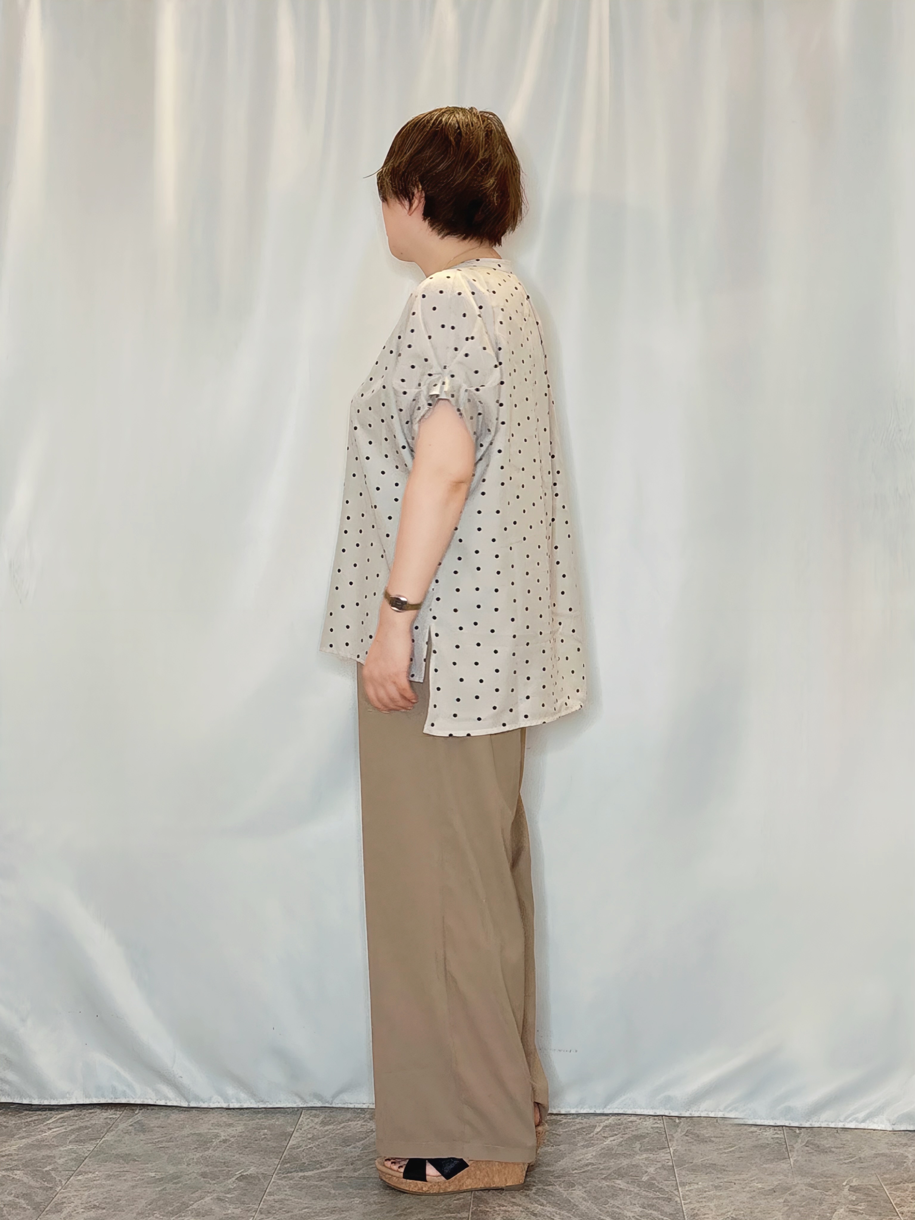 たみさんの「SHOO･LA･RUE｜【洗濯機可／洗濯後しわになりにくい】大人の甘さをプラスする ドット柄袖タックブラウス」を使ったコーディネート