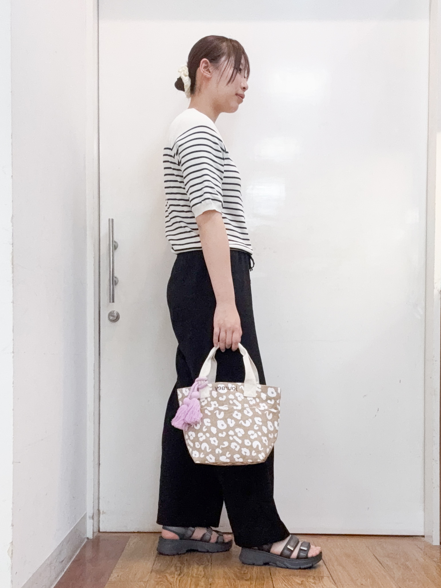 Karinさんの「SHOO･LA･RUE｜【毎日洗える/S-LL/UV】上半身すっきり 二の腕見せない5分袖ニット」を使ったコーディネート