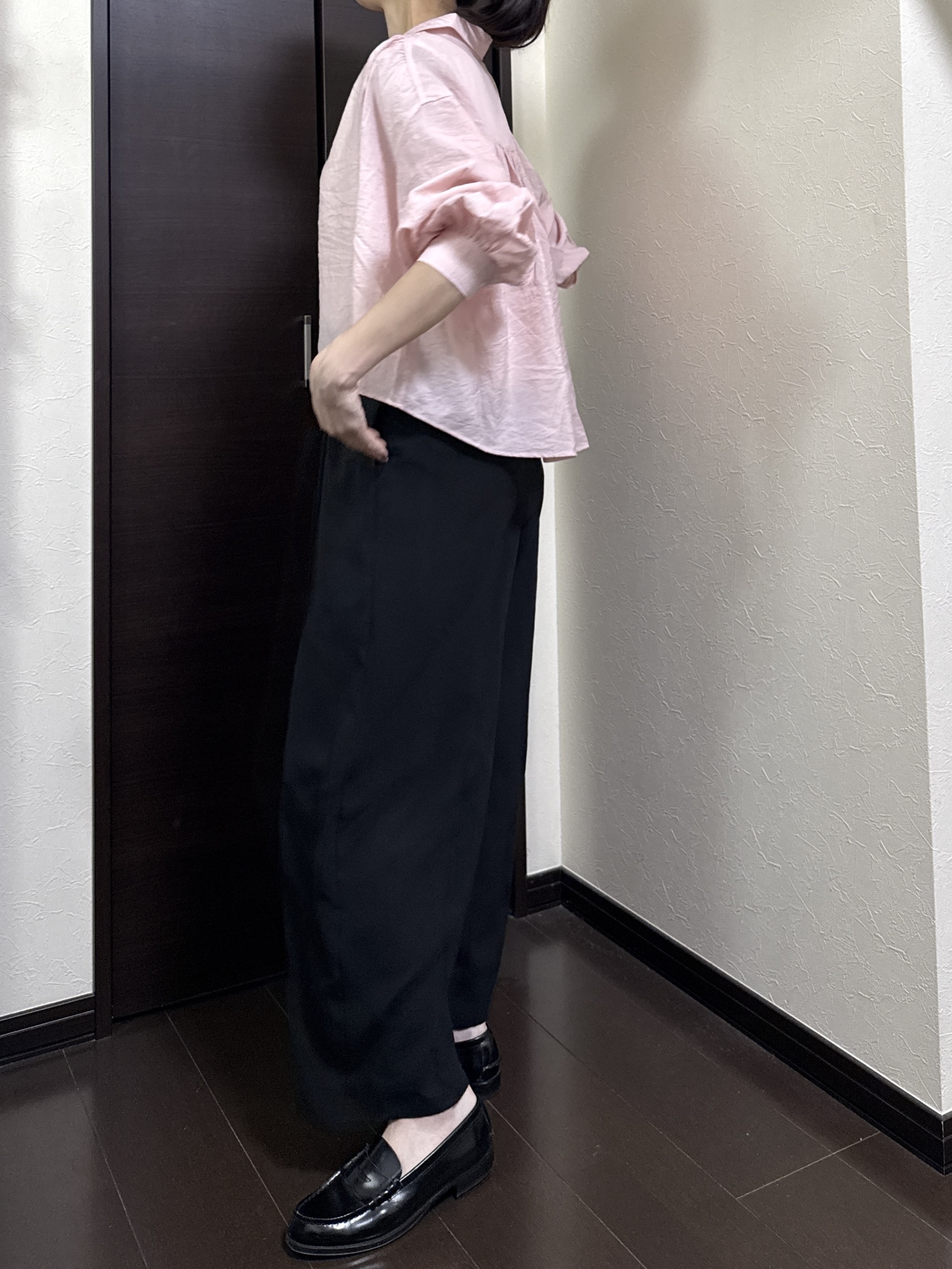 Junさんの「Dessin｜エアリーシアーブラウス」を使ったコーディネート