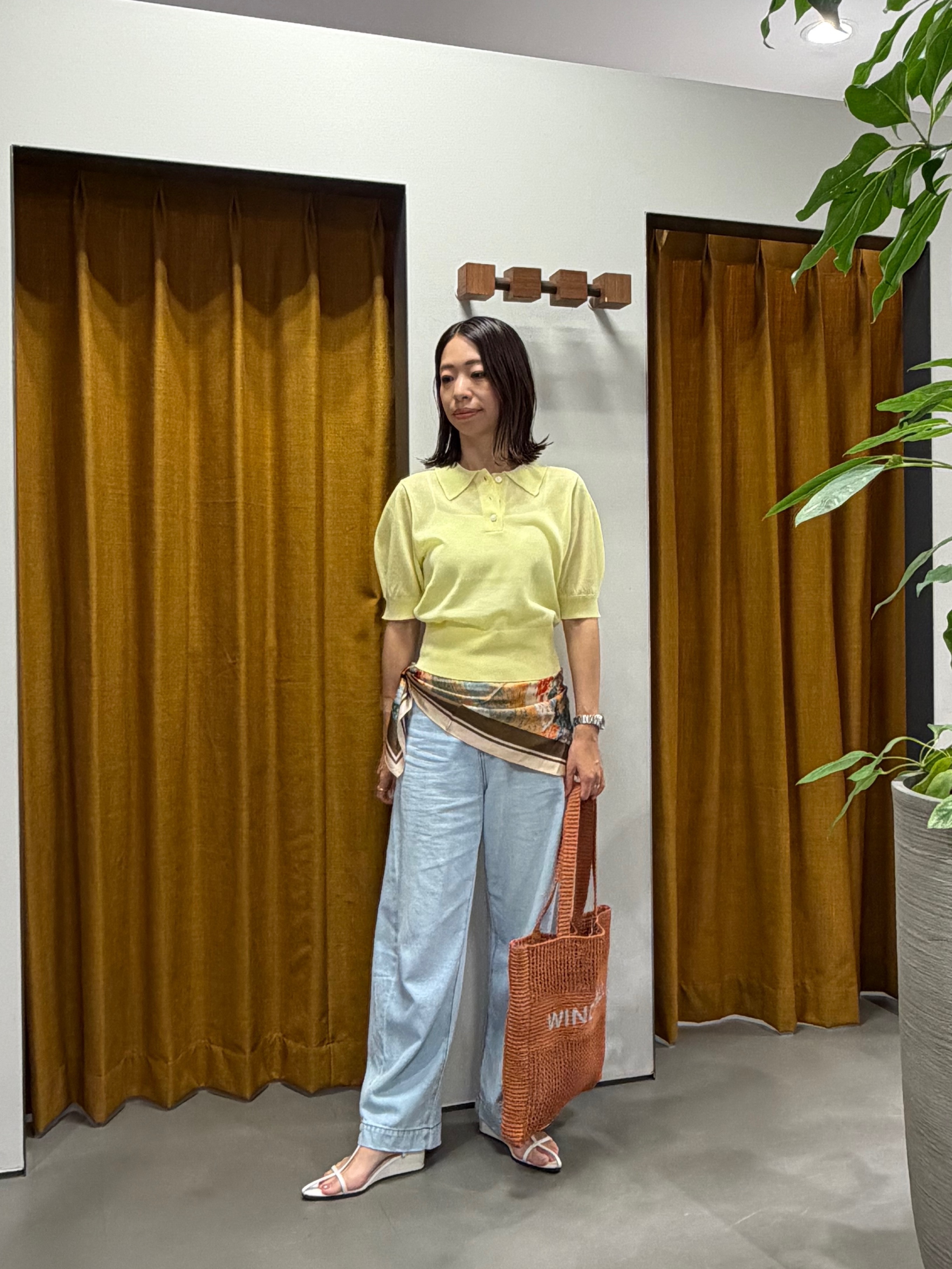 Mikoさんの「INDIVI｜フォルムスリーブポロニット」を使ったコーディネート